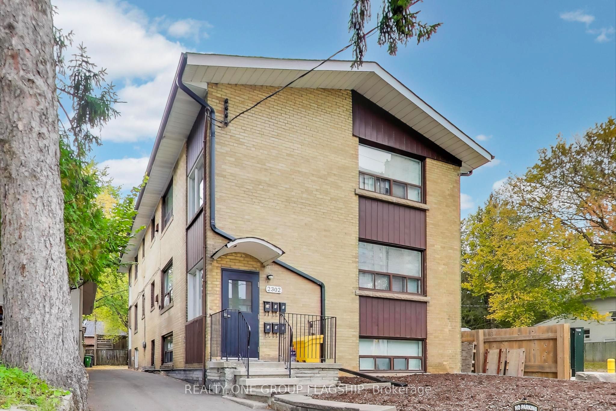 2302 Lake Shore Boulevard W 1A, Toronto, ON M8V 1B4 photo 2