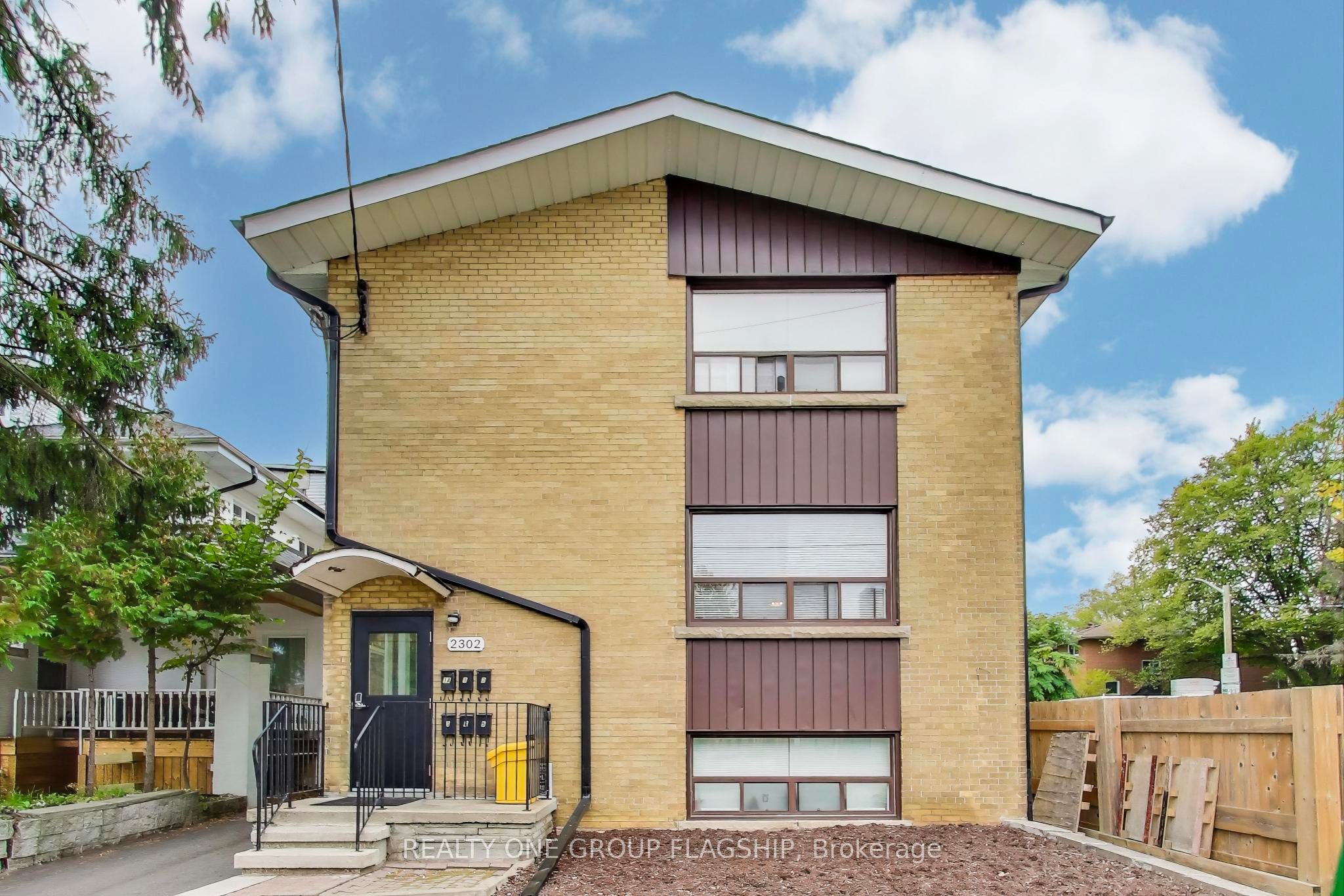 2302 Lake Shore Boulevard W 1A, Toronto, ON M8V 1B4 photo 3