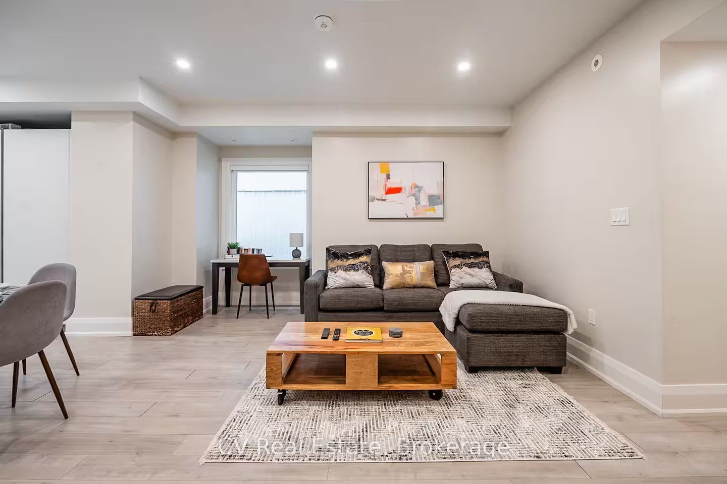 207 Perth Avenue 2, Toronto, ON M6P 3X7 photo 4