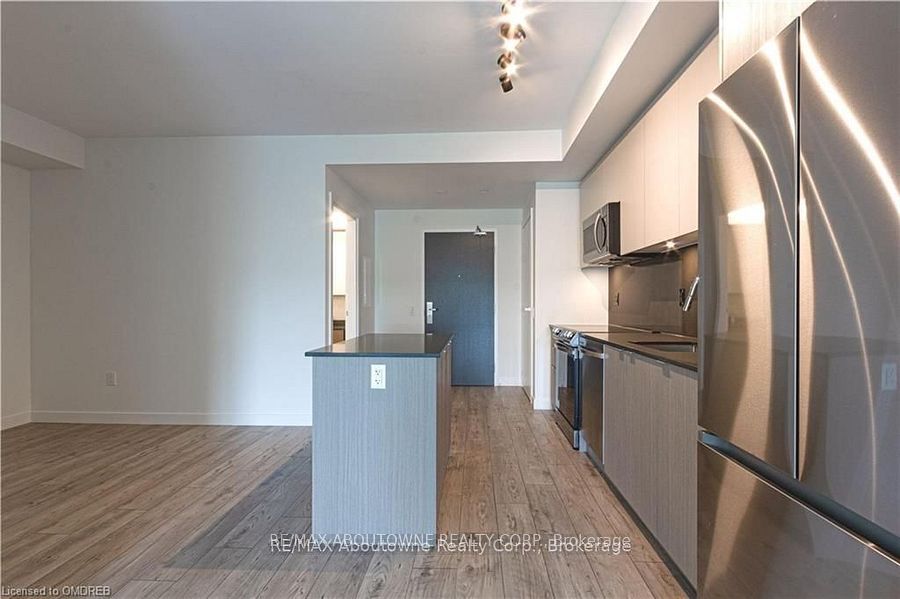 133 Bronte Road B0416, Oakville, ON L6L 3C1 photo 5