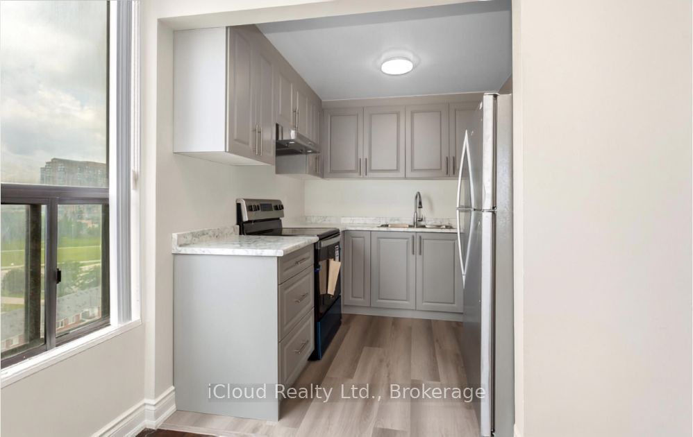 25 Agnes Street Cy02 (1402), Mississauga, ON L5B 3X7 photo 4