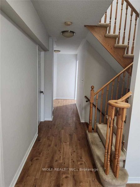 4743 Apple Blossom Circle, Mississauga, ON L5V 3C7 photo 4