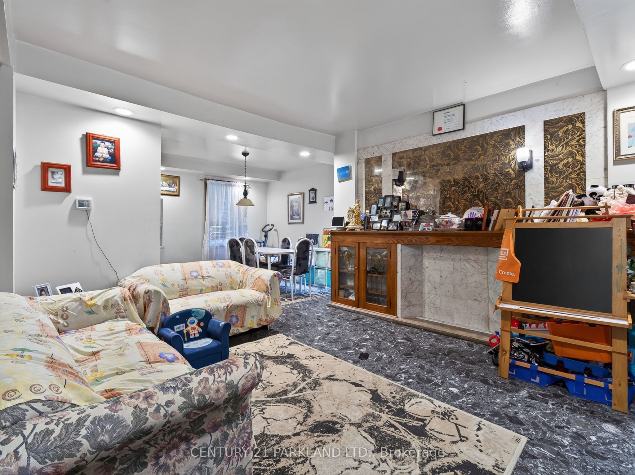 323 Nairn Avenue, Toronto, ON M6E 4H9 photo 3