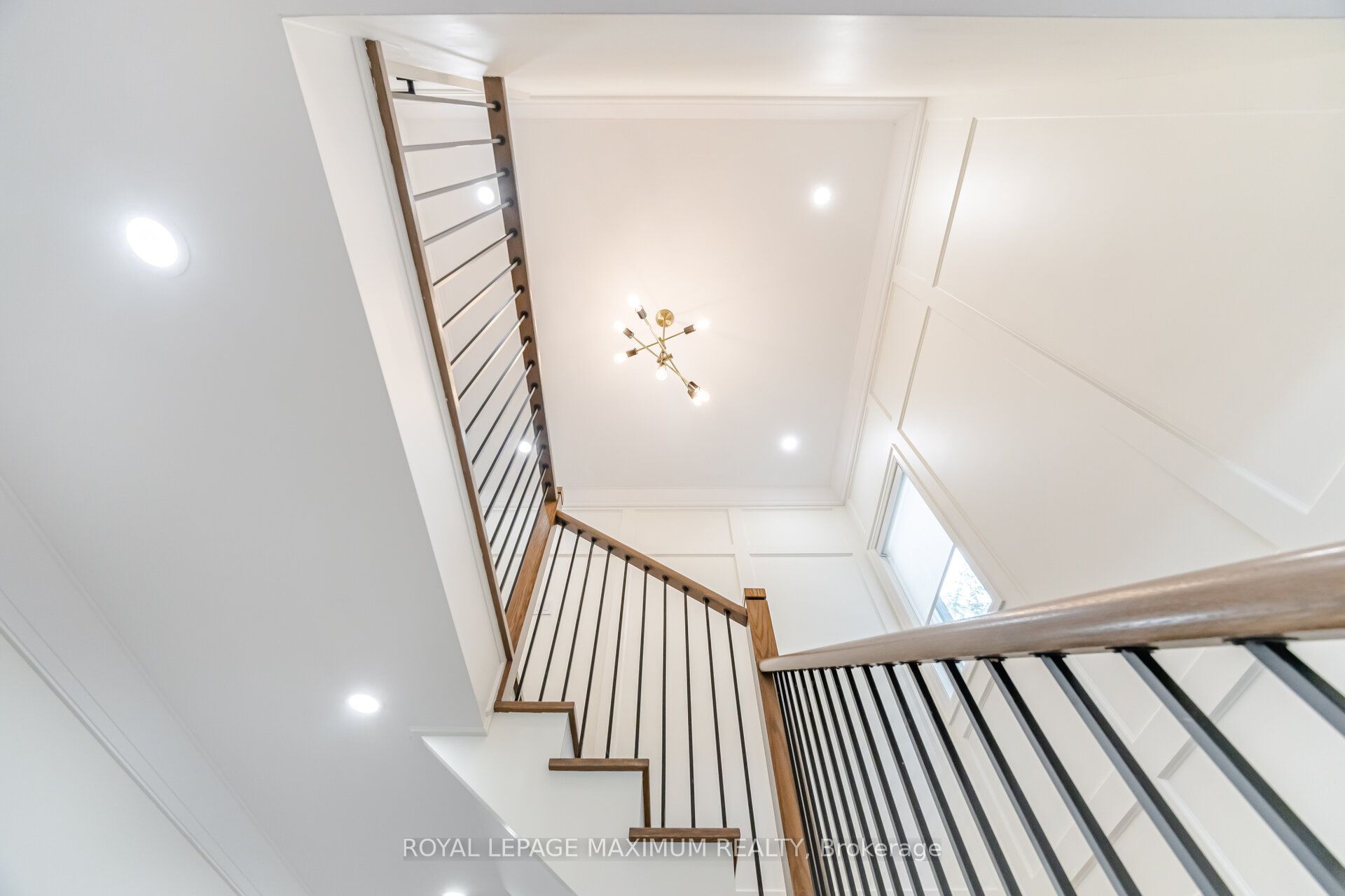 11 Park Boulevard, Toronto, ON M8W 1G3 photo 5