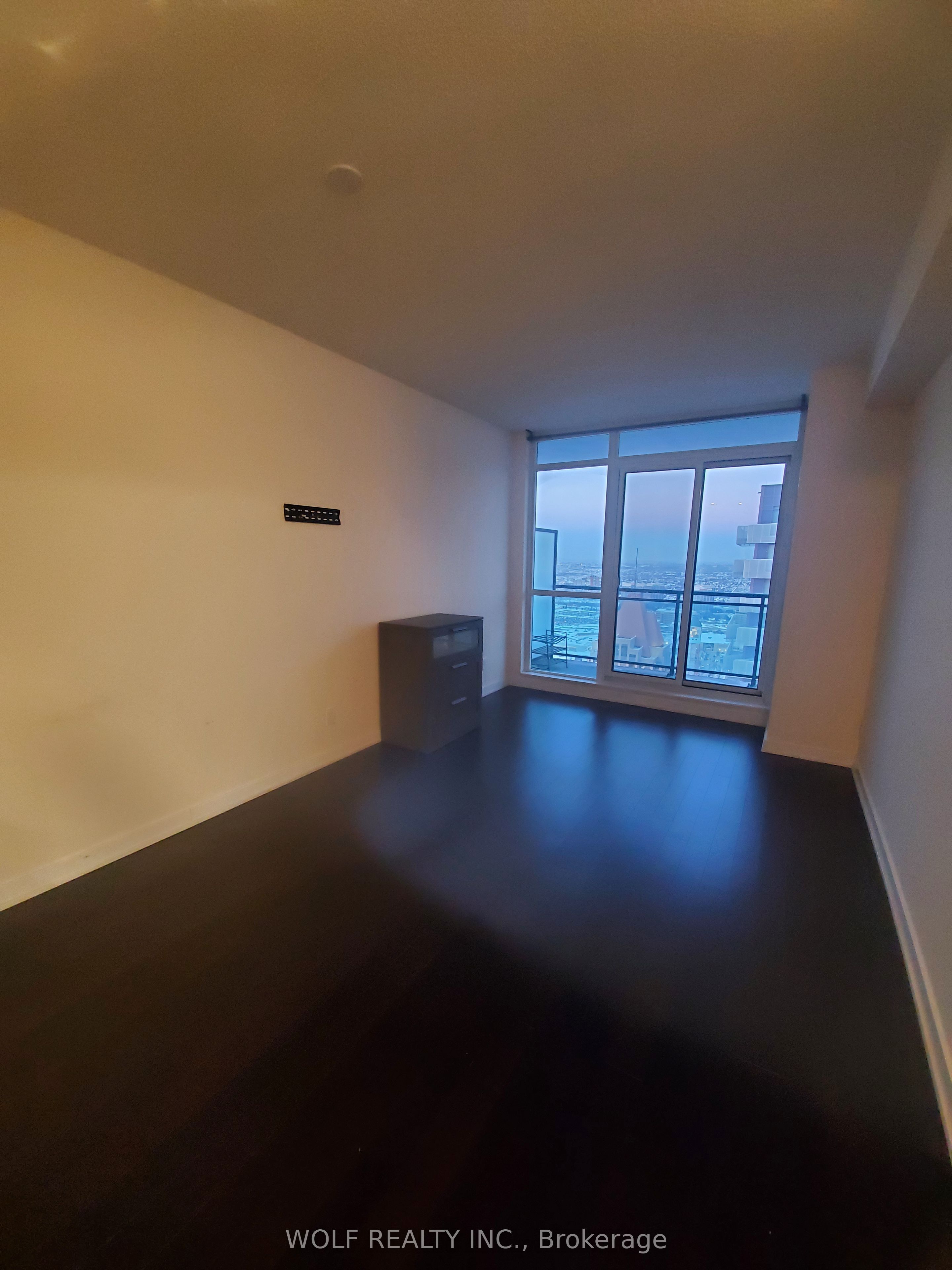 4070 Confederation Parkway 4201, Mississauga, ON L5B 0E9 photo 4