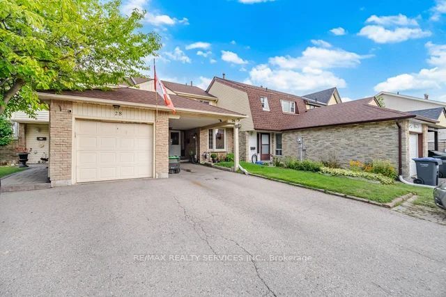 26 Fanshawe Drive, Brampton, ON L6Z 1A9 photo 2