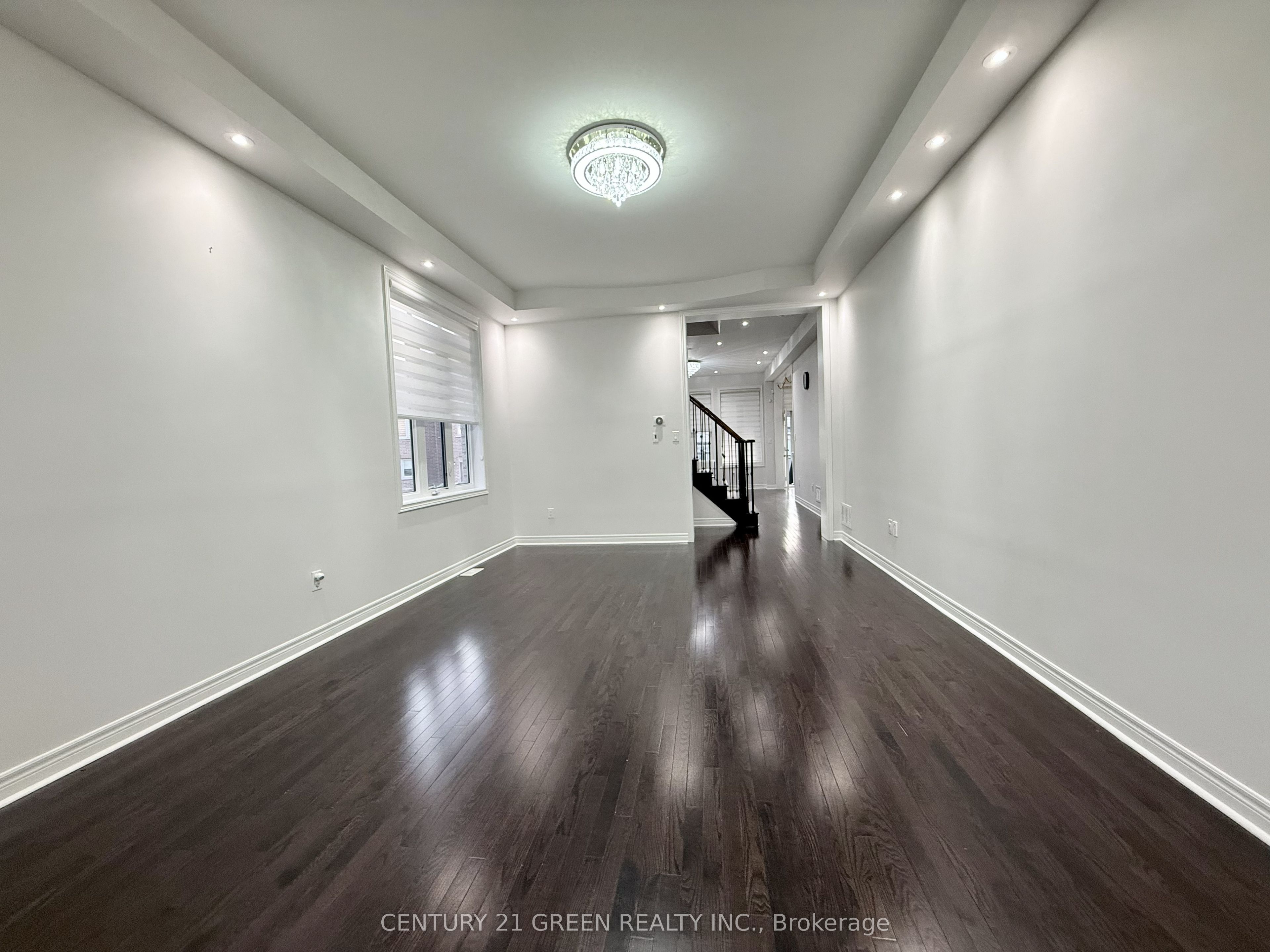 43 Black Diamond Crescent Upper, Brampton, ON L6X 1A2 photo 5