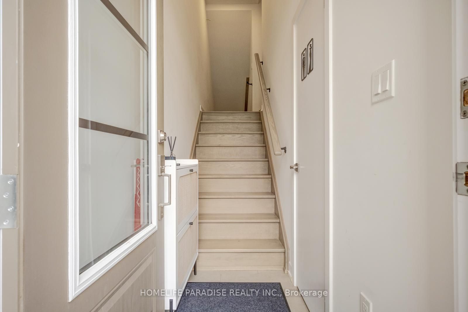 1356 Kaniv Street, Oakville, ON L6M 5R3 photo 3