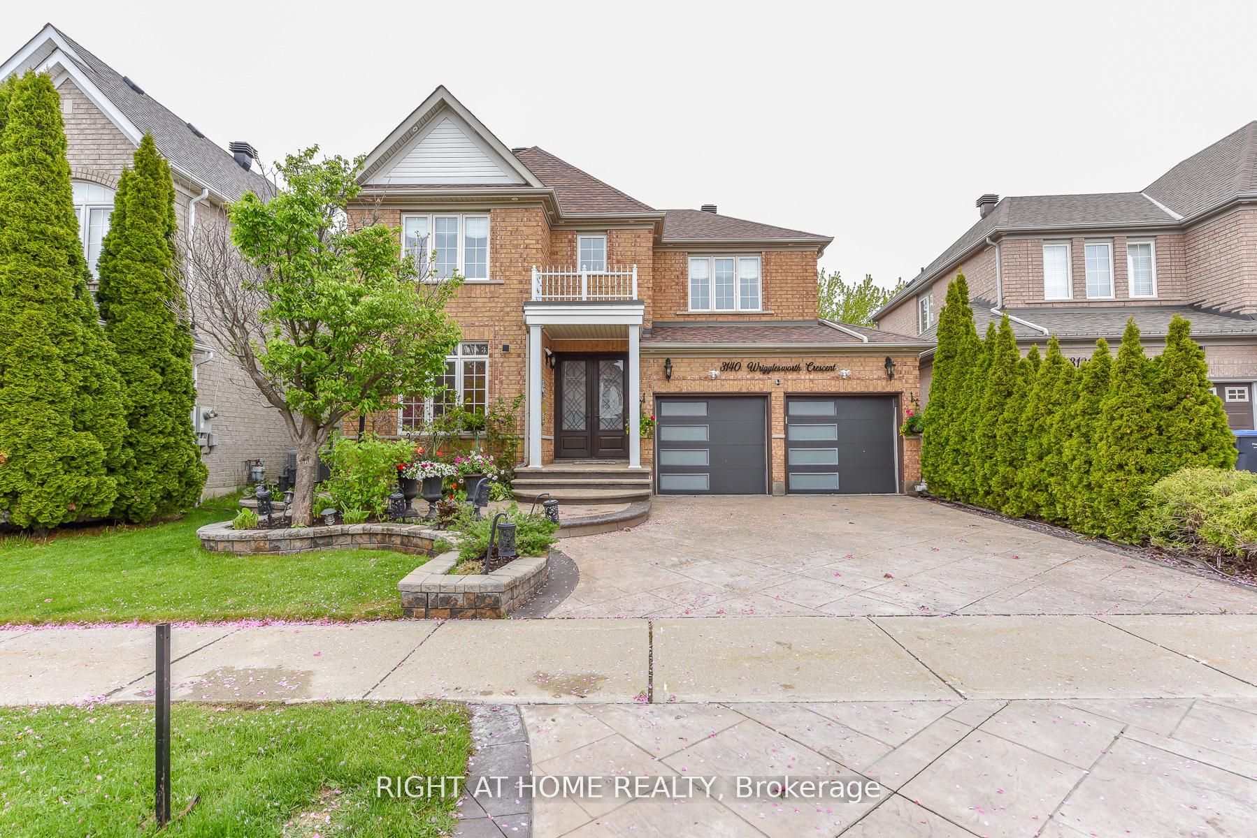 3140 Wrigglesworth Crescent, Mississauga, ON L5M 6W7 photo 2
