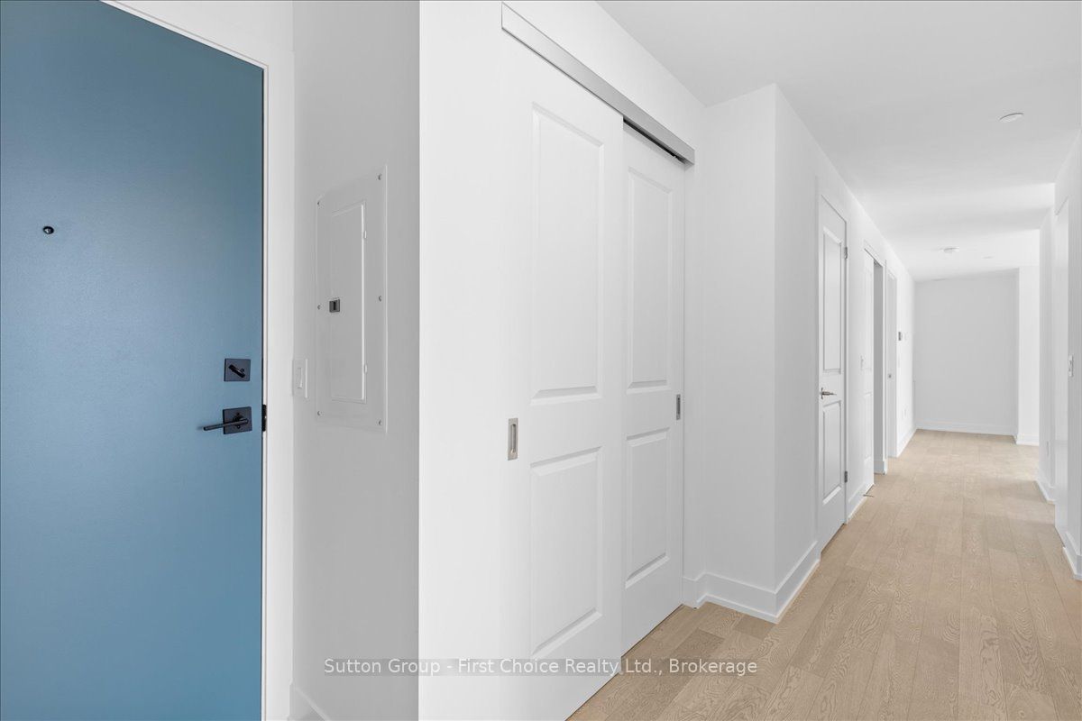 1063 Douglas Mccurdy Common Circle, Mississauga, ON L5L 3H9 photo 3