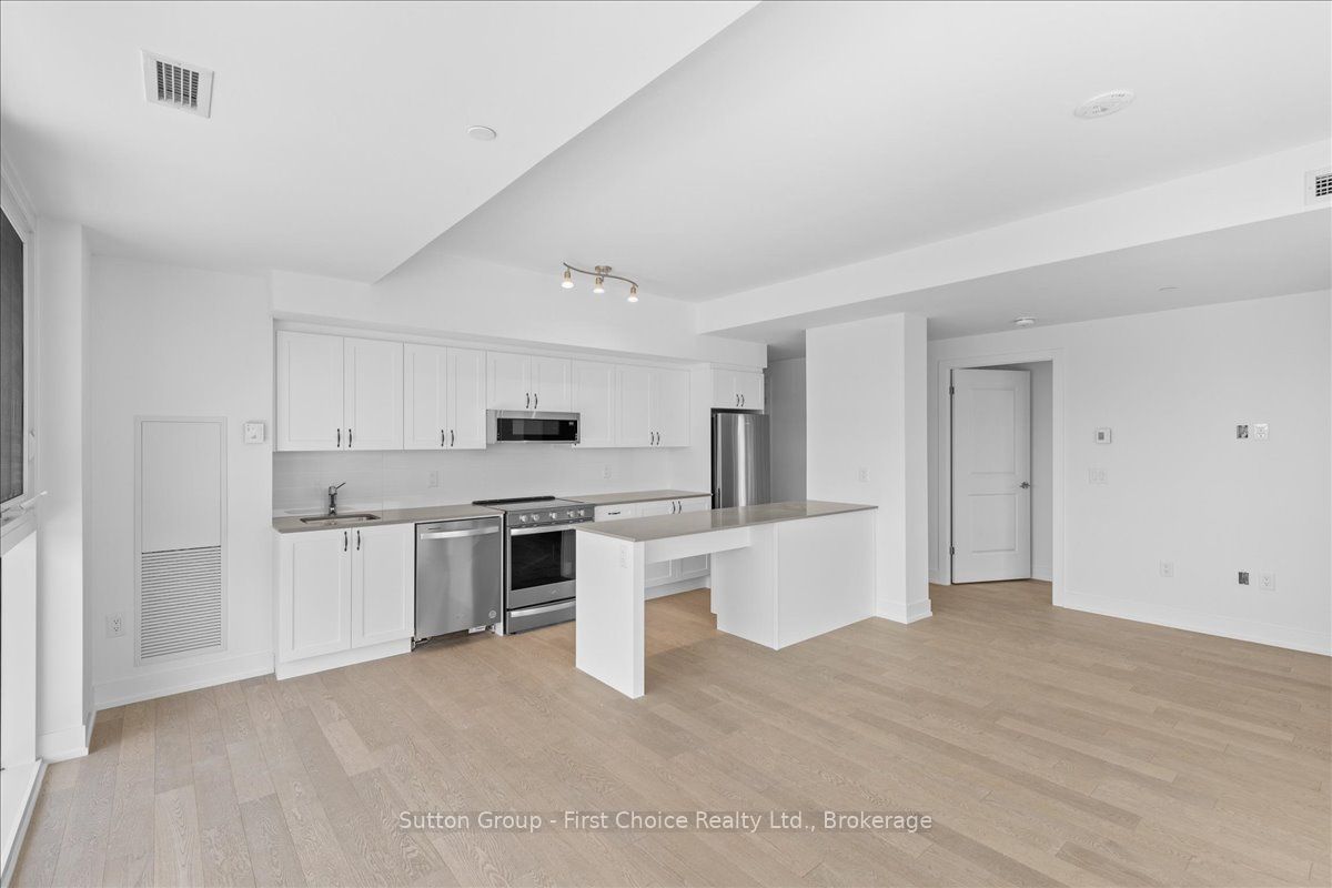 1063 Douglas Mccurdy Common Circle, Mississauga, ON L5L 3H9 photo 4