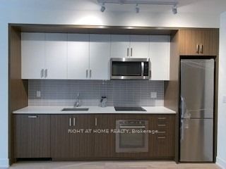 1575 Lakeshore Road W 253, Mississauga, ON L5J 1J4 photo 5