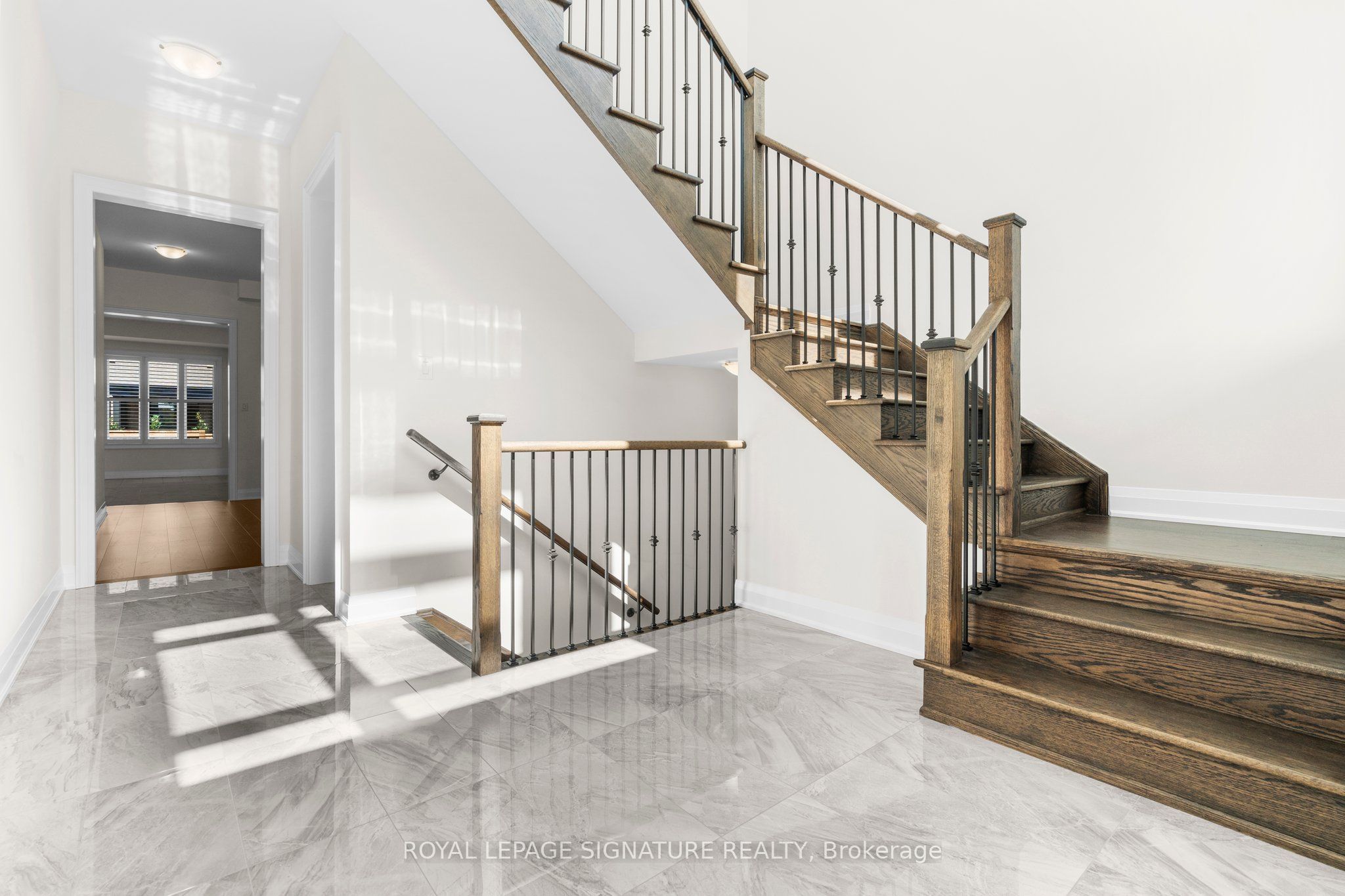 2415 Saw Whet Boulevard, Oakville, ON L6M 5L5 photo 4