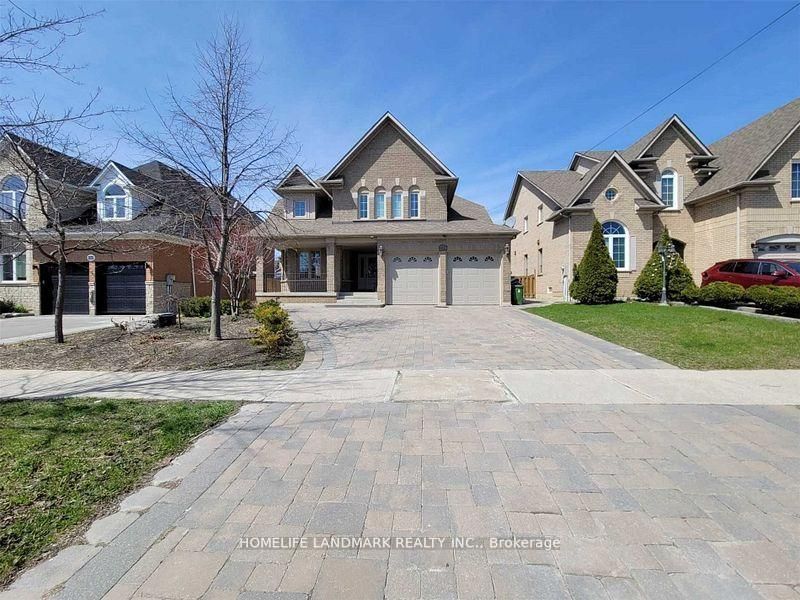 274 Falstaff Avenue, Toronto, ON M6L 3E6