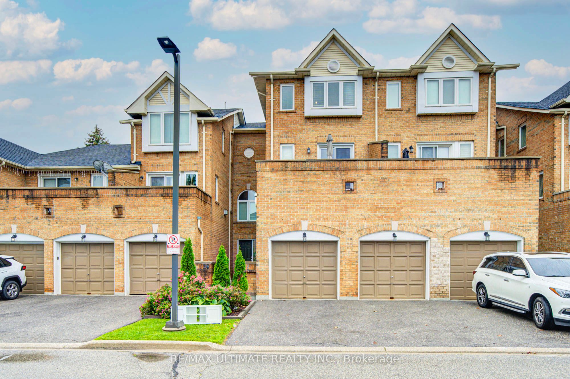 45 Bristol Road E 53, Mississauga, ON L4Z 3P5