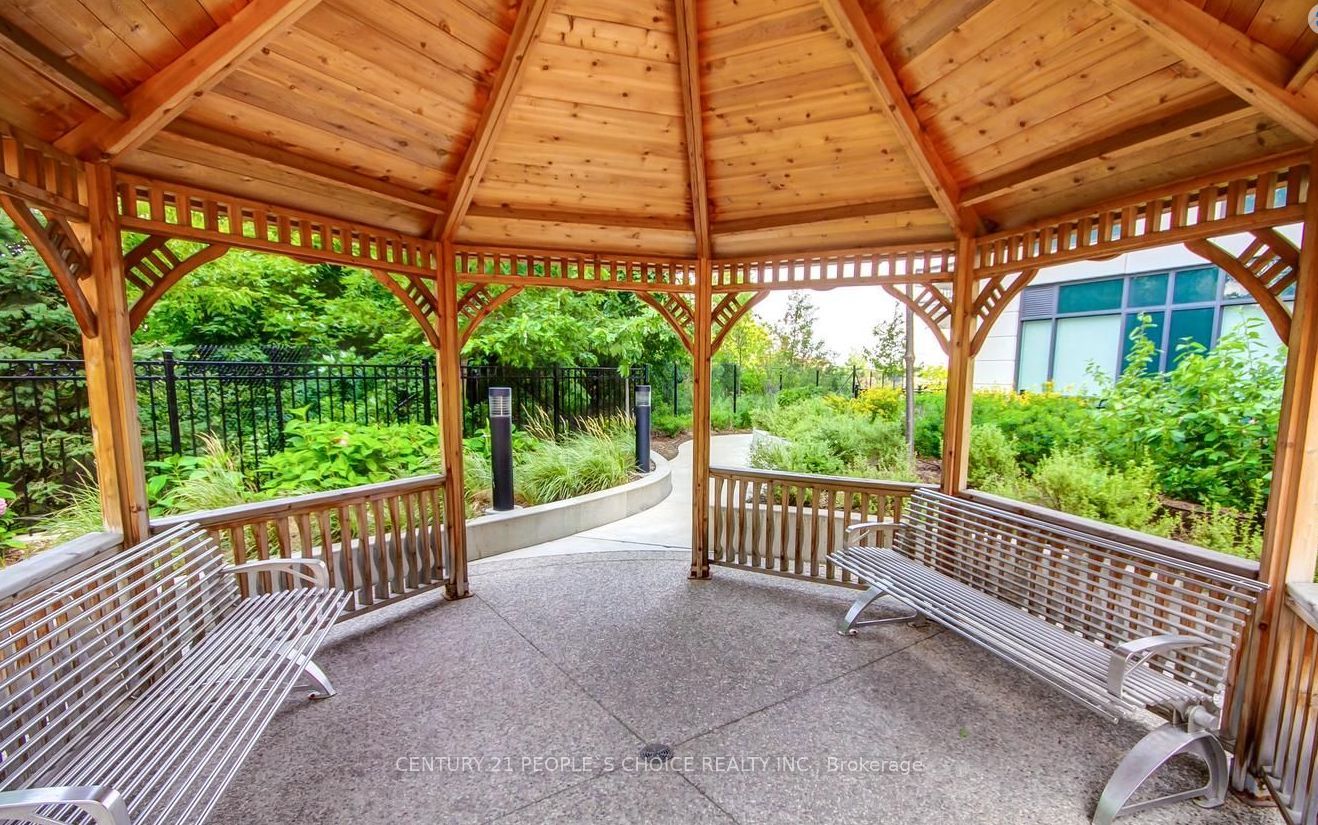 840 Queens Plate Drive 1709, Toronto, ON M9W 0E7 photo 5