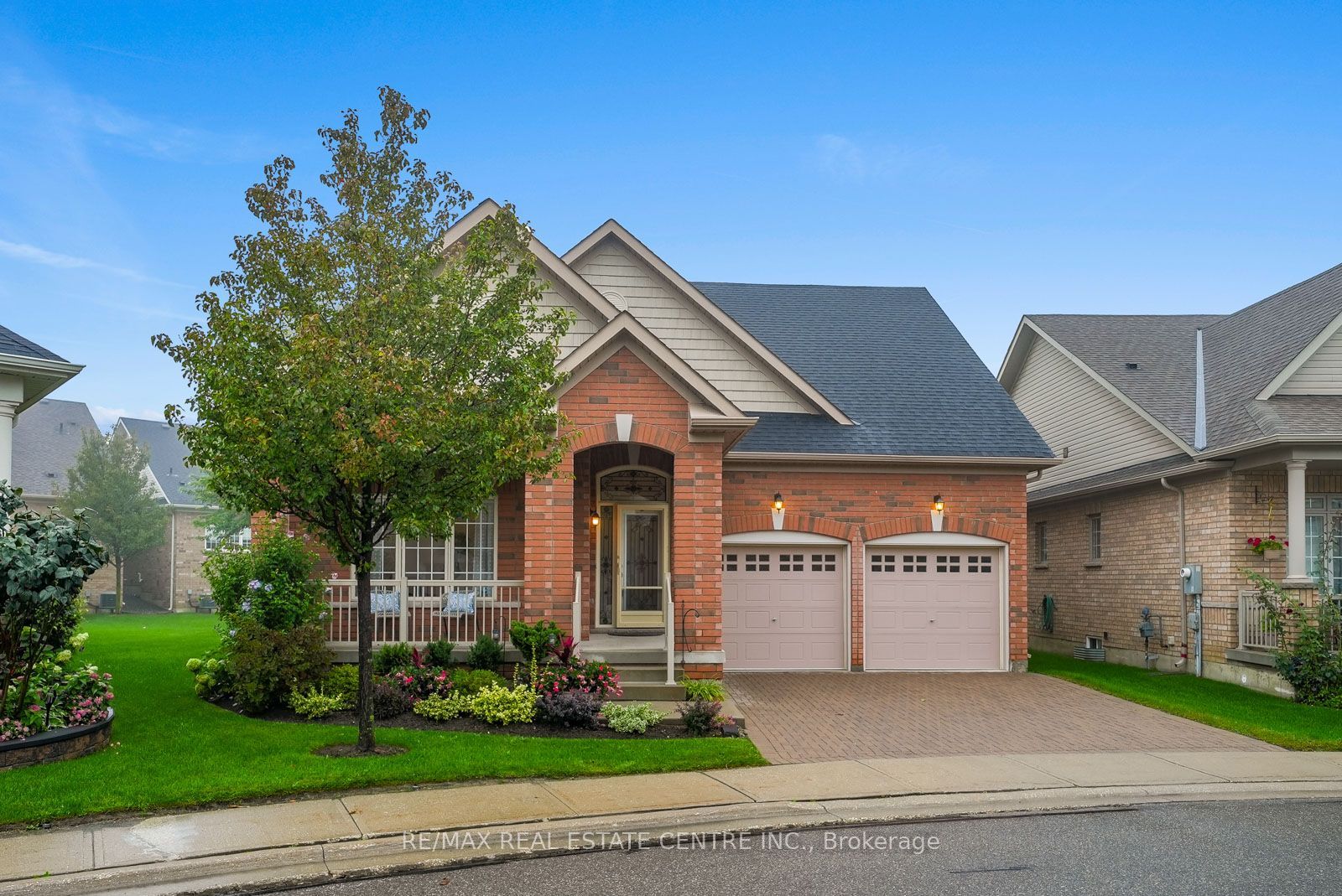 18 Seedhouse Road, Brampton, ON L6R 3Z5 photo 2