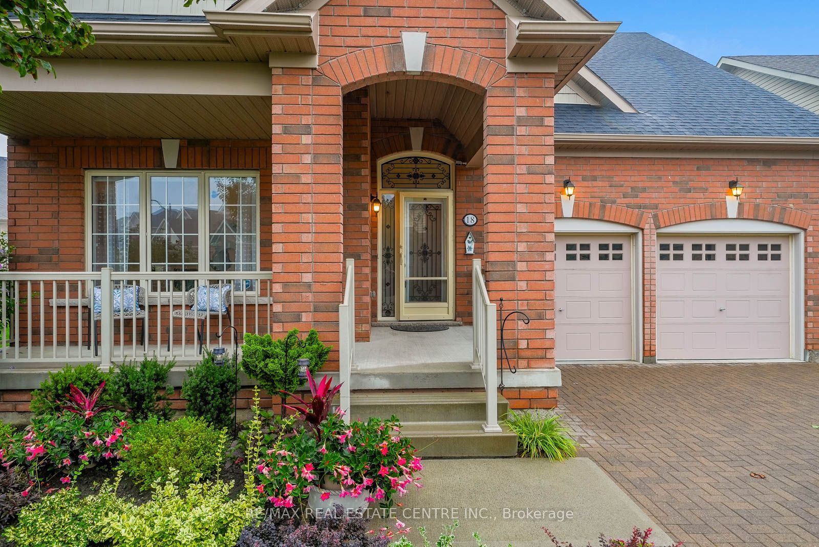 18 Seedhouse Road, Brampton, ON L6R 3Z5 photo 3