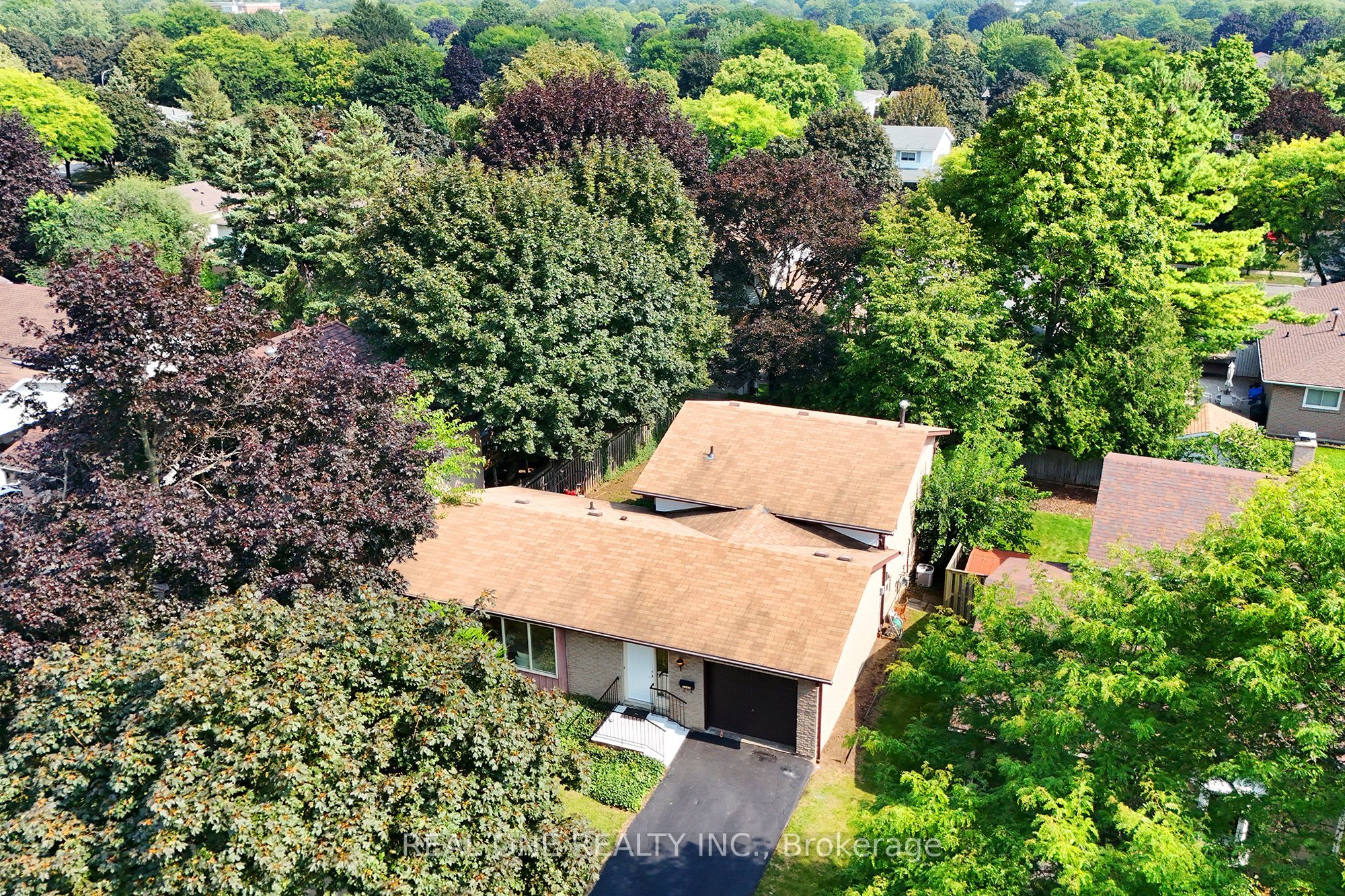 3148 Bentworth Drive, Burlington, ON L7M 1M2 photo 2