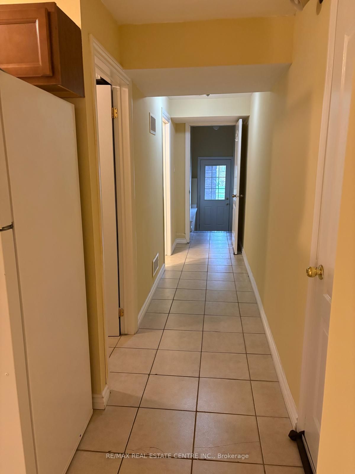 21 Fahey Drive Bsmt, Brampton, ON L6Y 0N8 photo 4