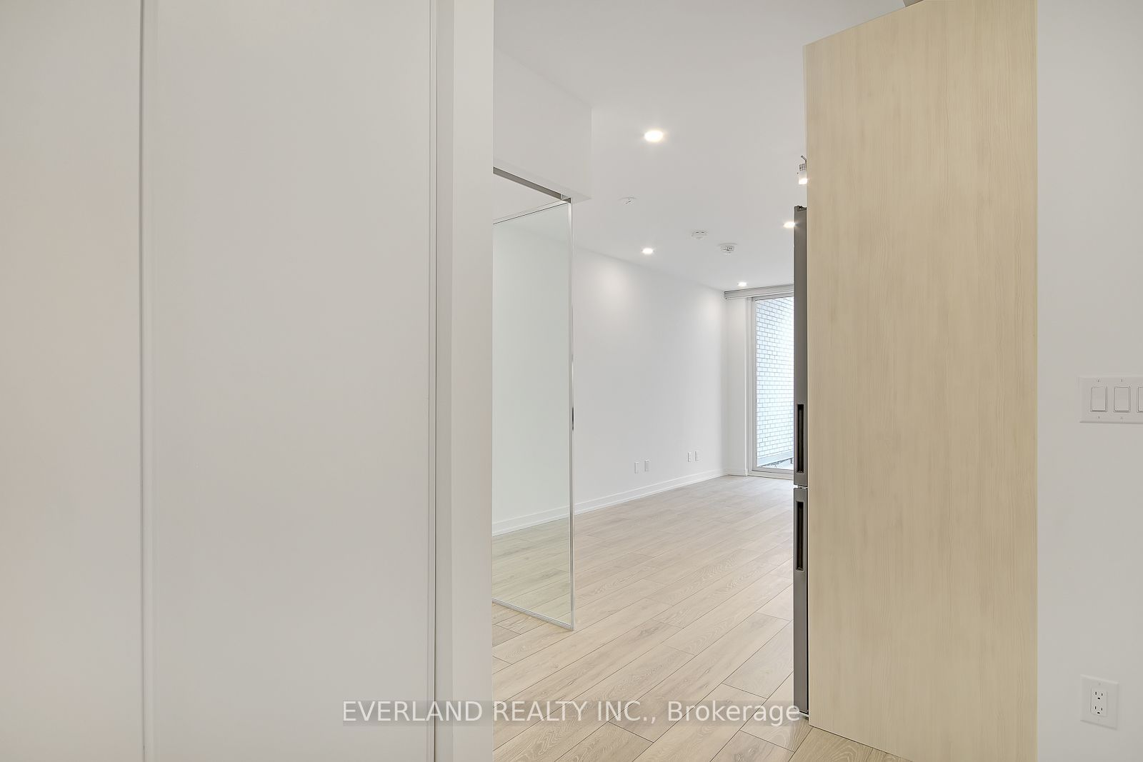 3100 keele Street 420, Toronto, ON M3M 0E1 photo 2