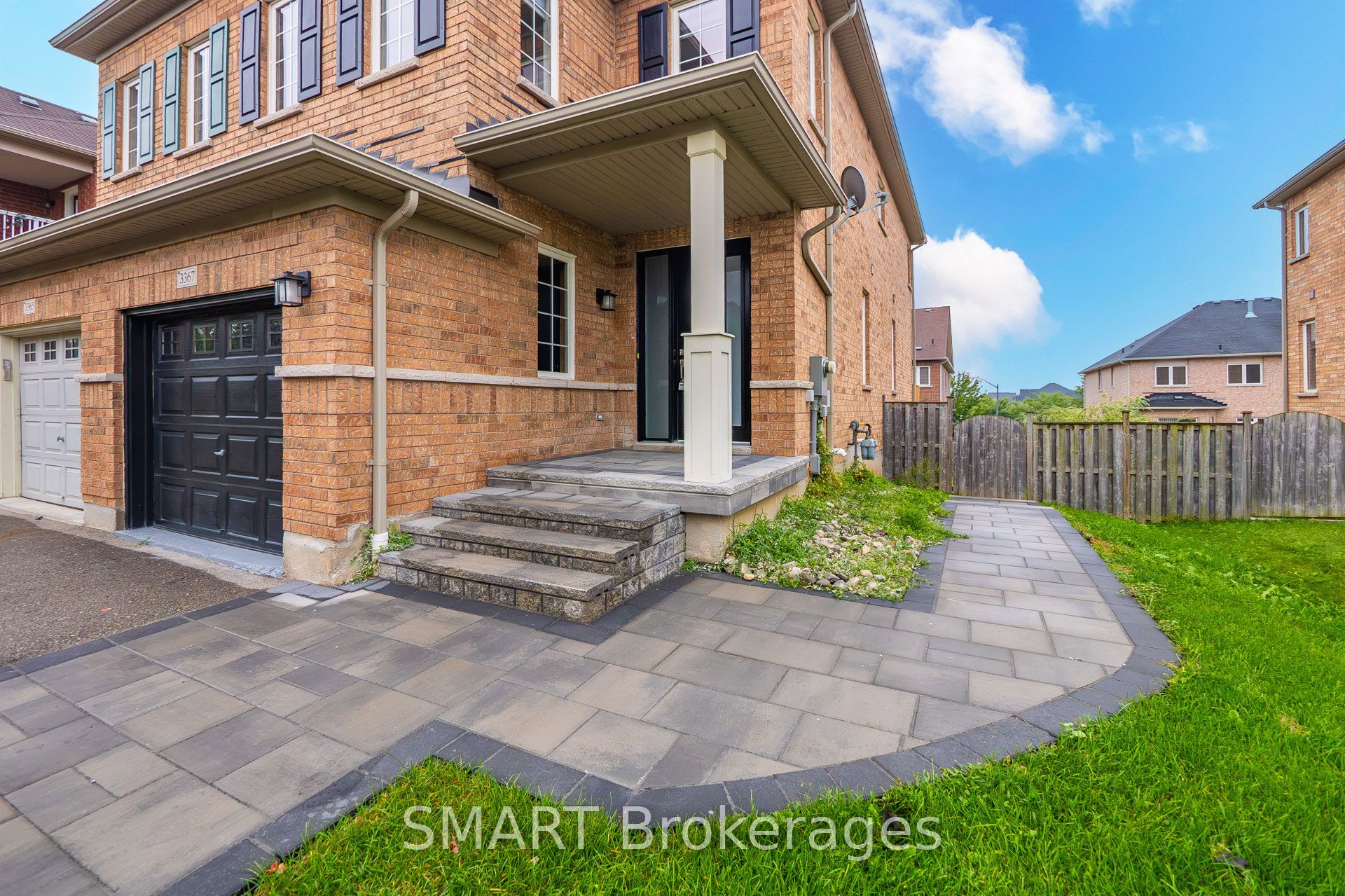 3367 Stoney Crescent, Mississauga, ON L5M 0N6 photo 4