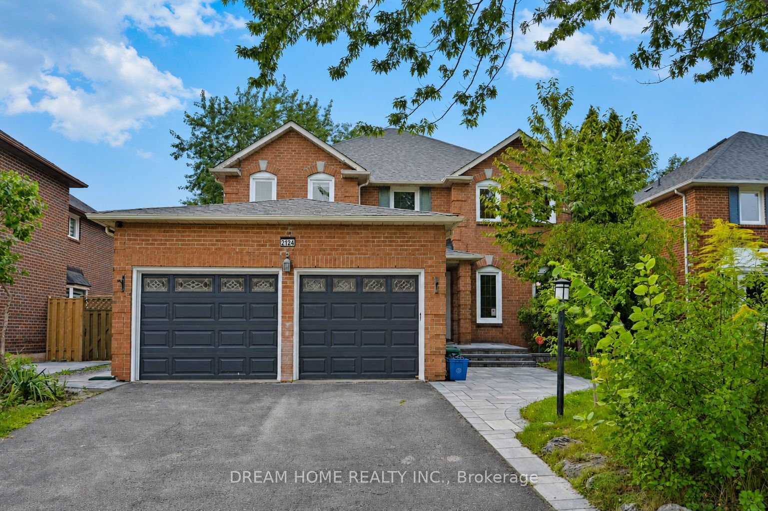 2124 Grosvenor Street, Oakville, ON L6H 5L2