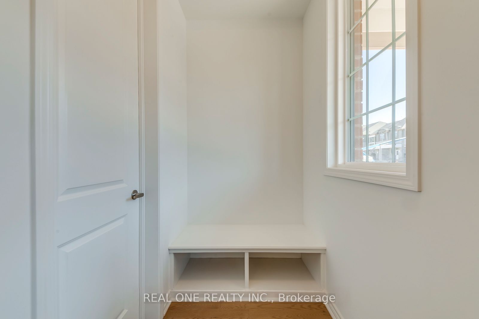 3137 John McKay Boulevard, Oakville, ON L6H 8A7 photo 4