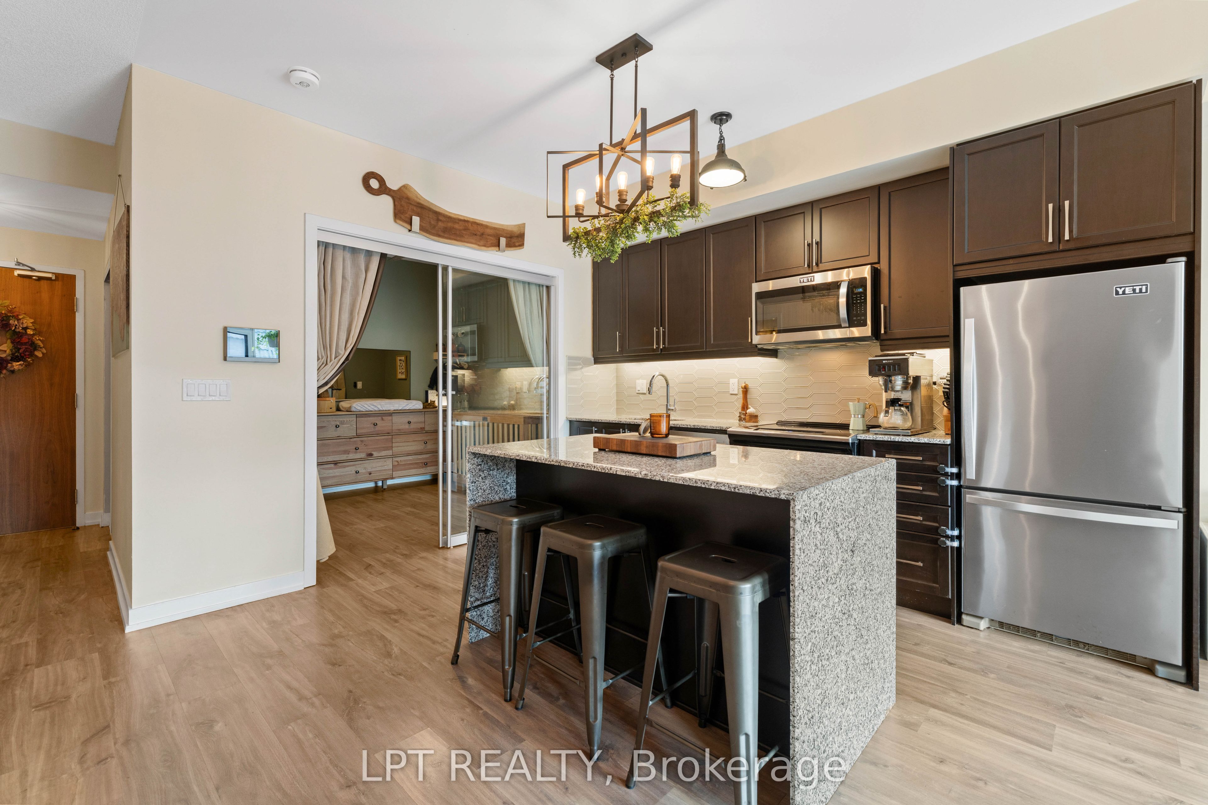 50 Ann Street 303, Caledon, ON L7E 1B9