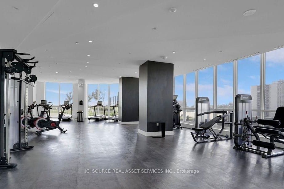 30 Gibbs Road 1009, Toronto, ON M9B 0E4 photo 3
