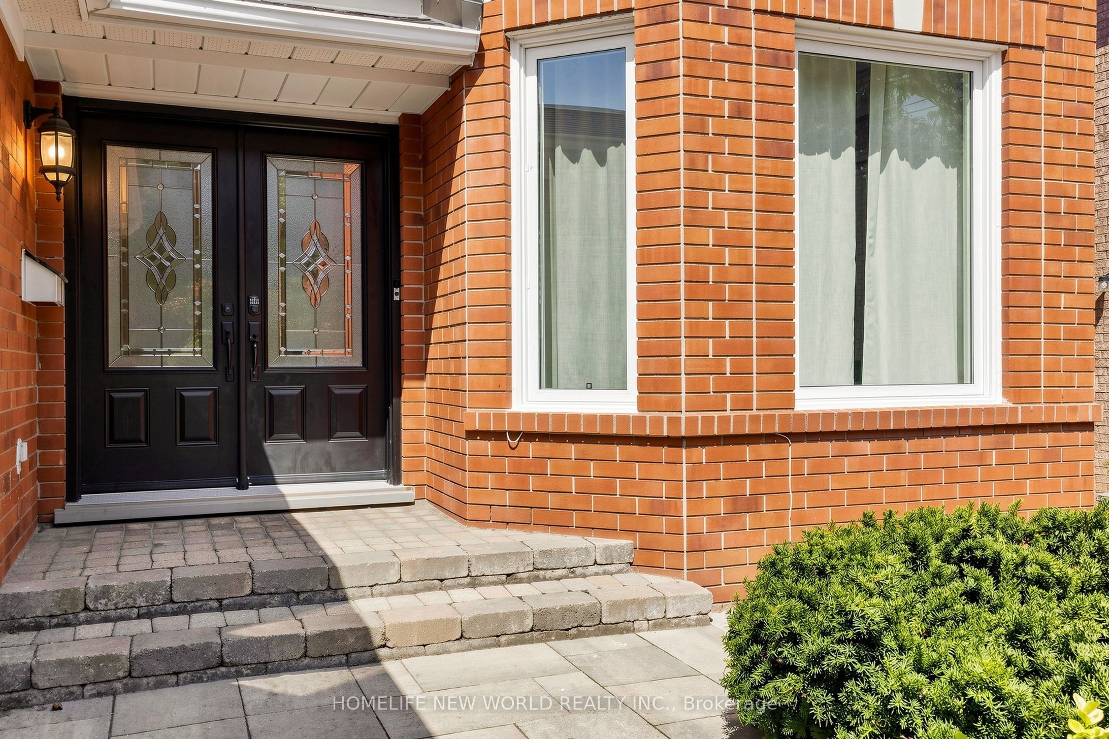 3973 Rolling Valley Drive, Mississauga, ON L5L 5P3 photo 3
