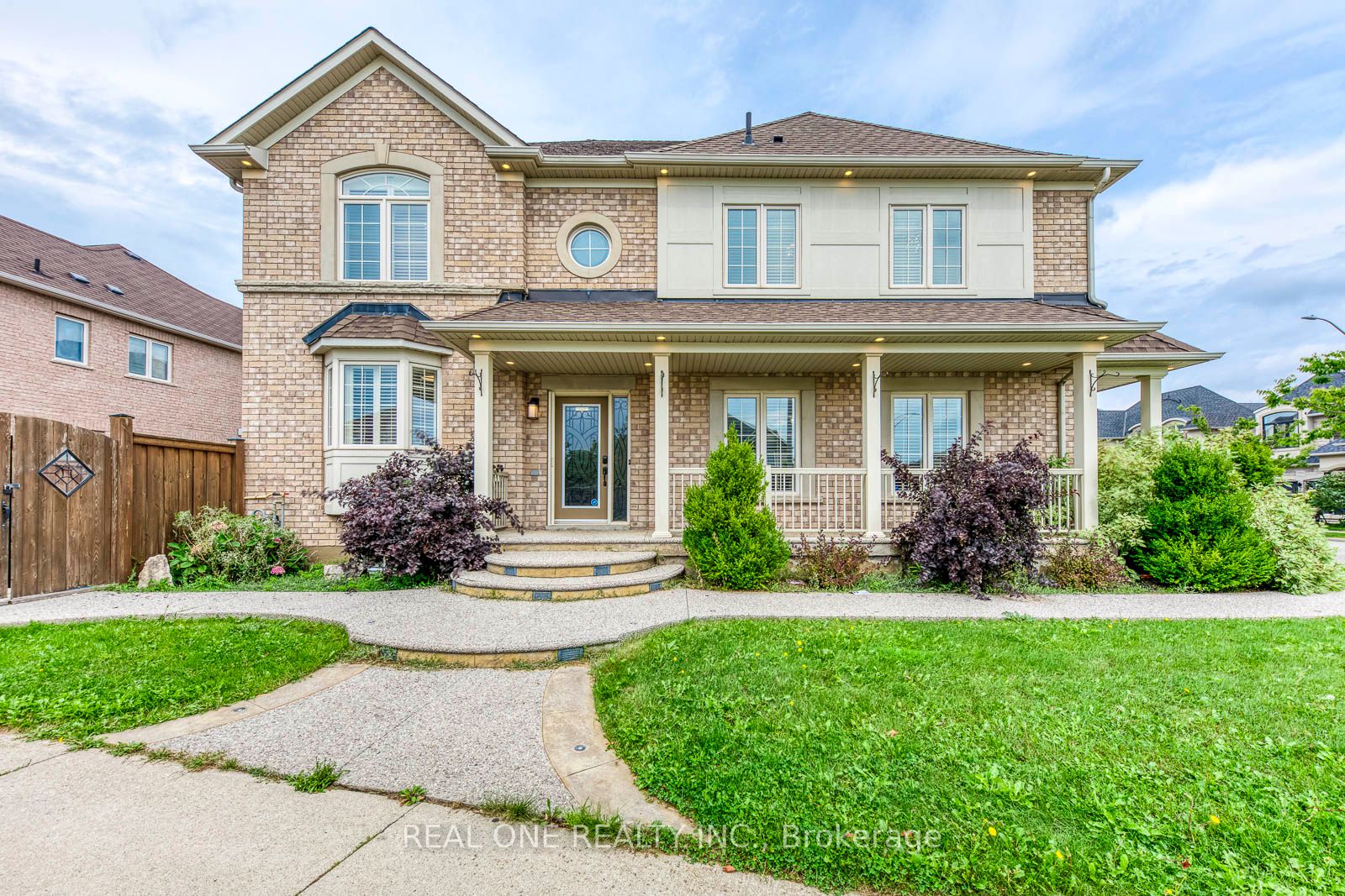 4201 Prudham Avenue, Burlington, ON L7M 0N1 photo 3