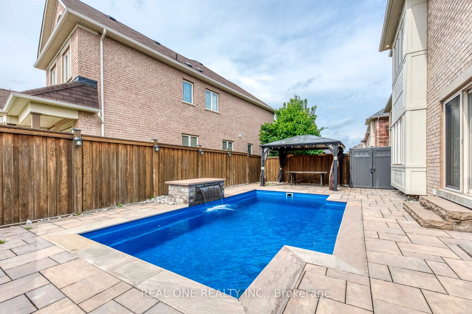4201 Prudham Avenue, Burlington, ON L7M 0N1 photo 4