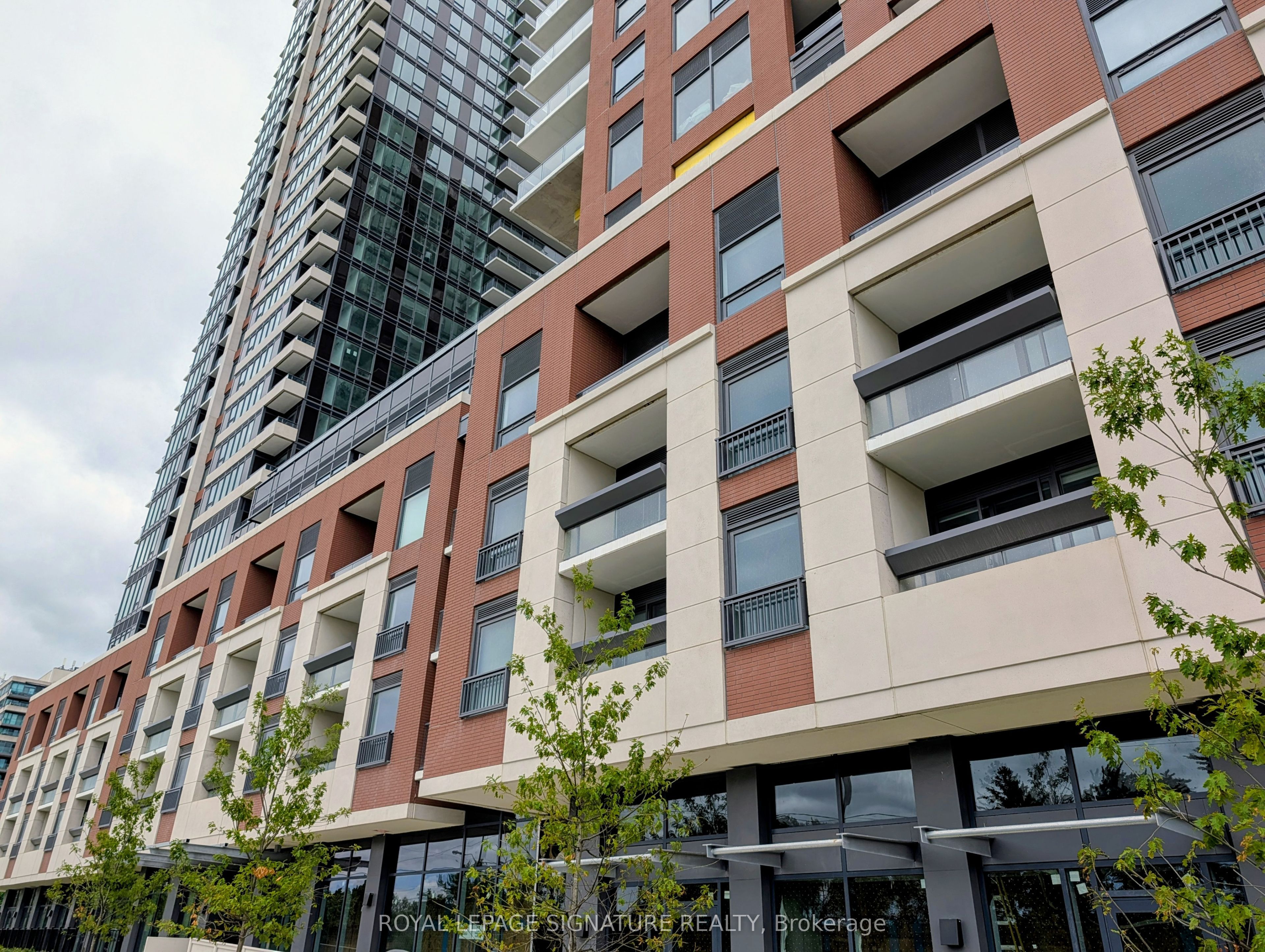 4010 Eglinton Avenue W 509, Toronto, ON M9A 0G5 photo 2