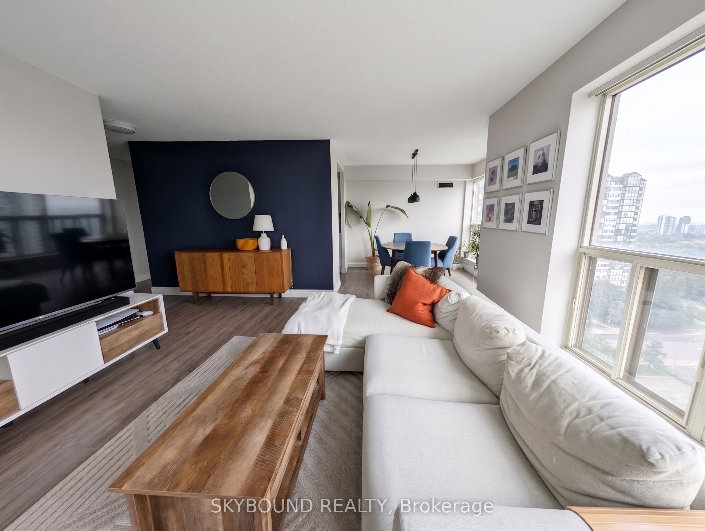335 Webb Drive 1803, Mississauga, ON L5B 4A1 photo 5