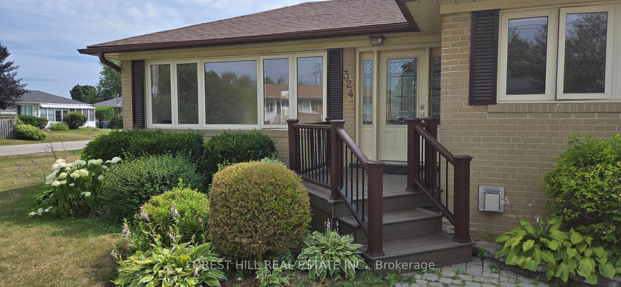 324 Henderson Street, Caledon, ON L7E 4X7 photo 2
