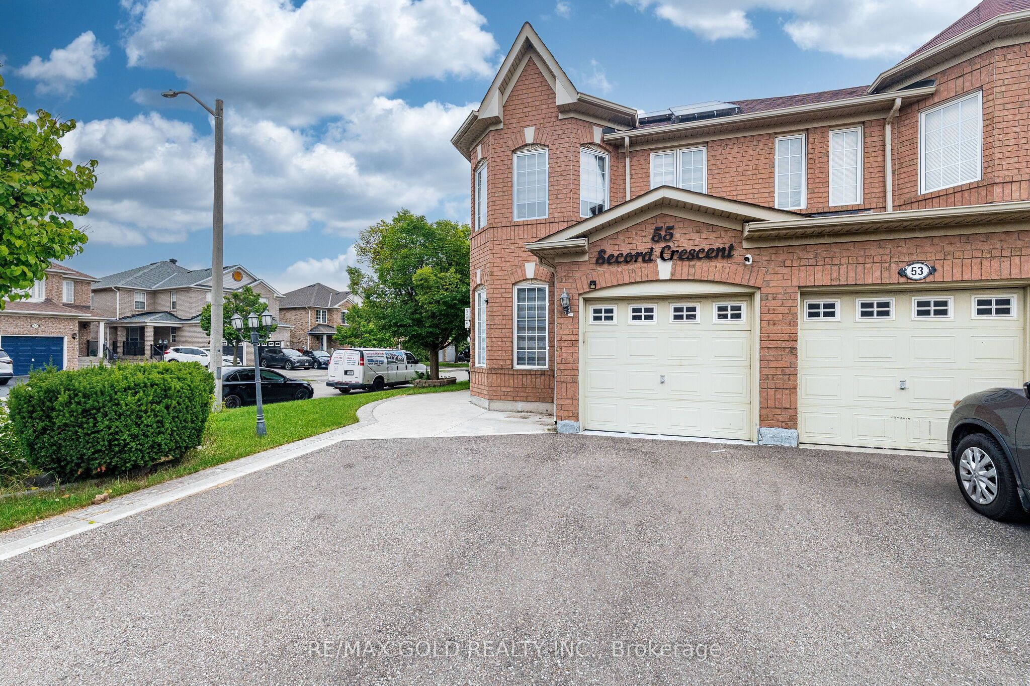 55 Secord Crescent, Brampton, ON L6X 4Y8 photo 4