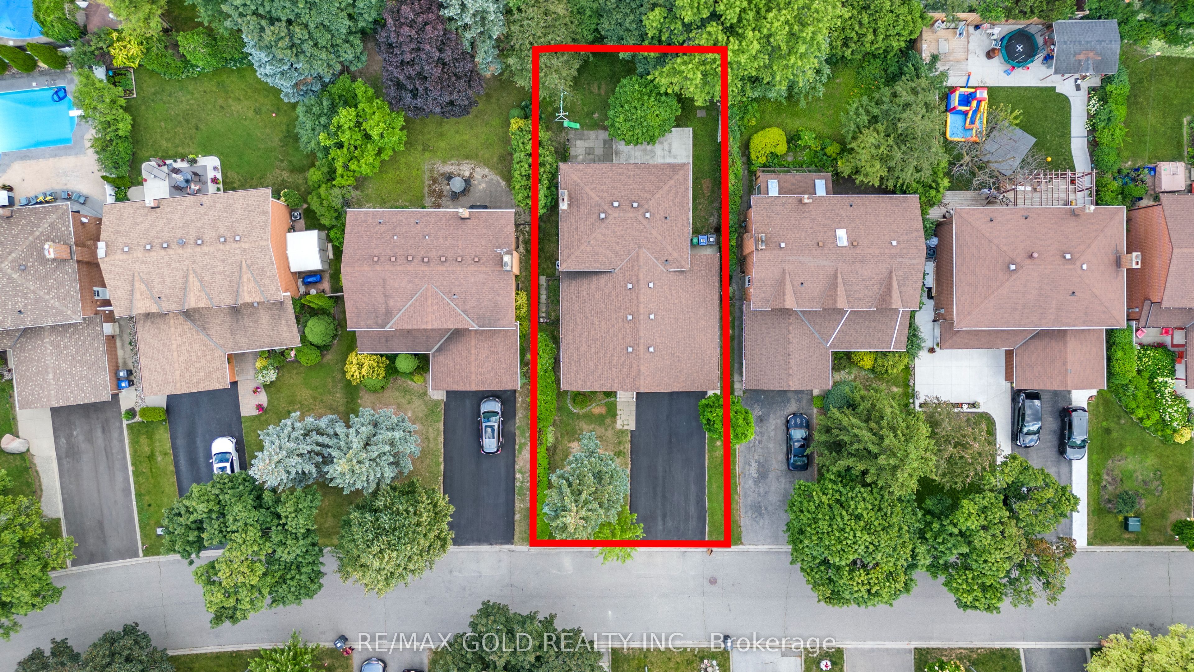 48 Maidstone Crescent, Brampton, ON L6S 2Z5 photo 2