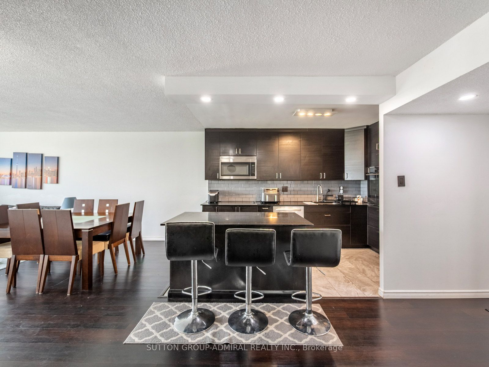 10 Martha Eaton Way 1811, Toronto, ON M6M 5B3 photo 4