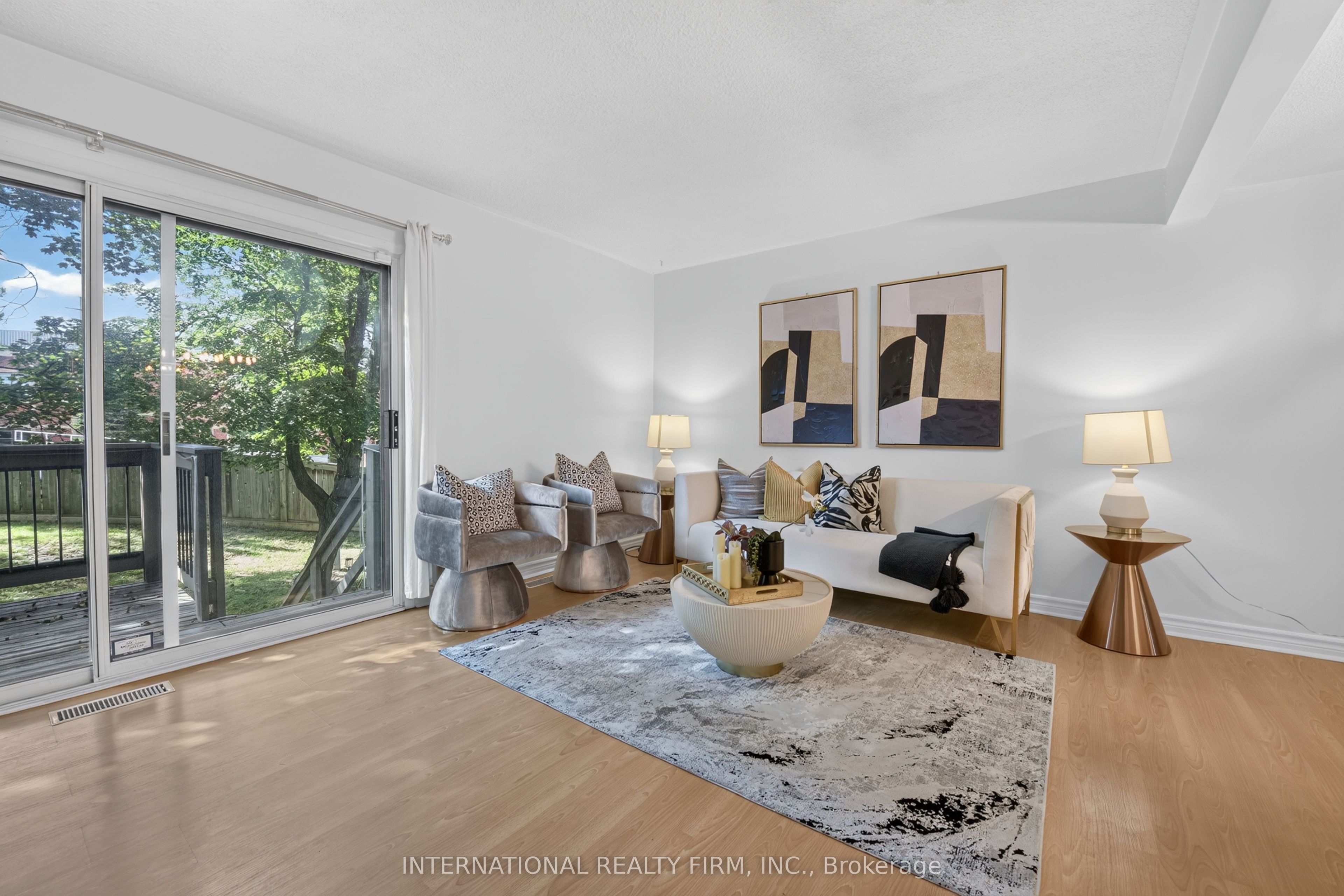 6855 Glen Erin Drive 15, Mississauga, ON L5N 1P6