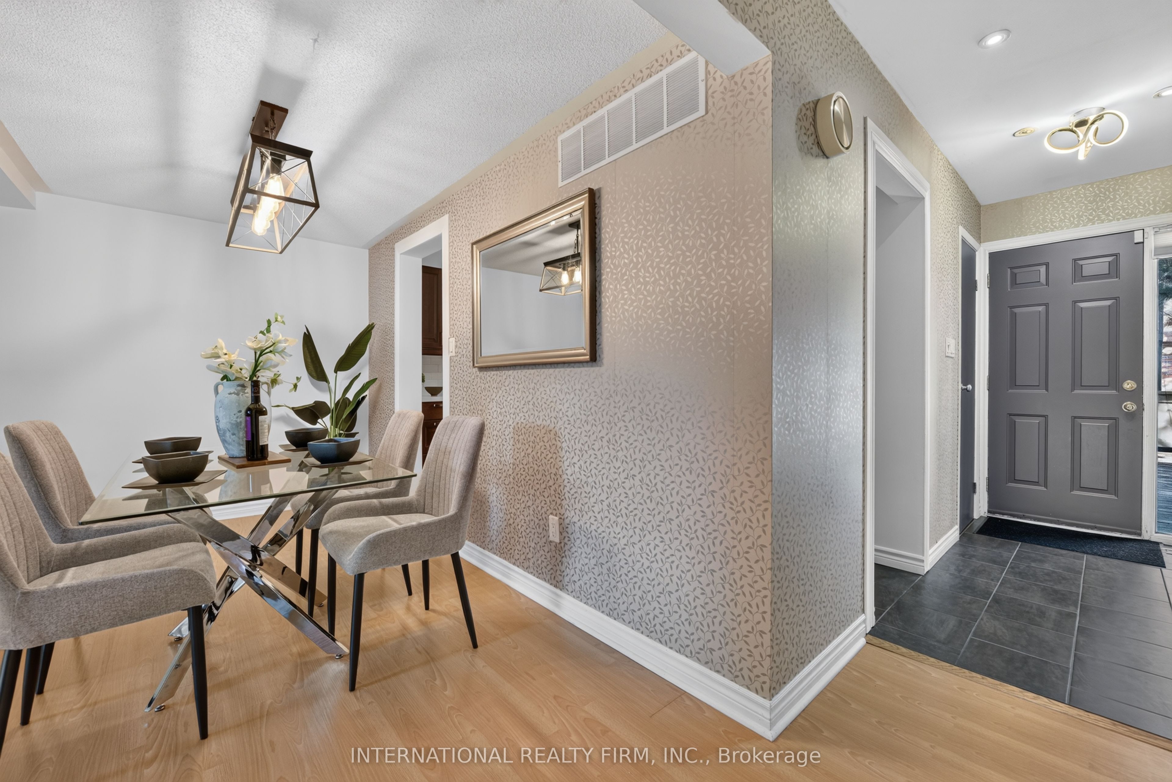 6855 Glen Erin Drive 15, Mississauga, ON L5N 1P6 photo 4