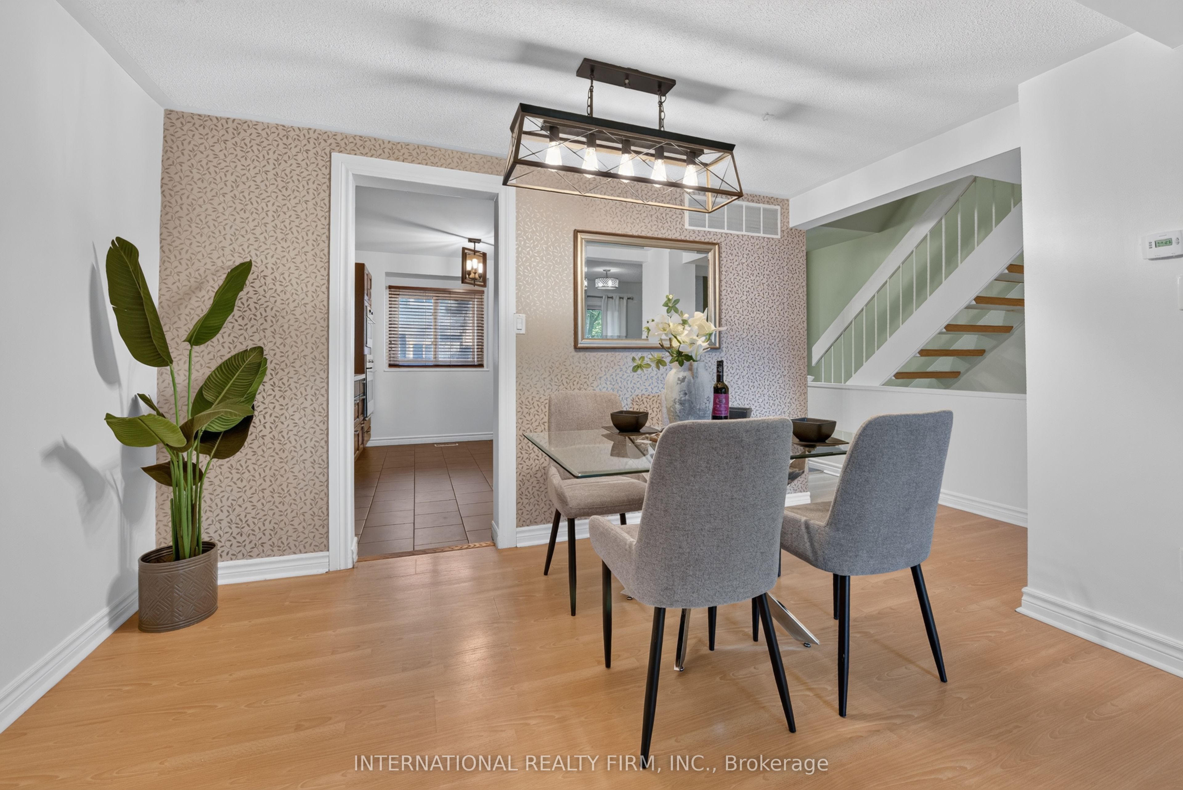 6855 Glen Erin Drive 15, Mississauga, ON L5N 1P6 photo 5