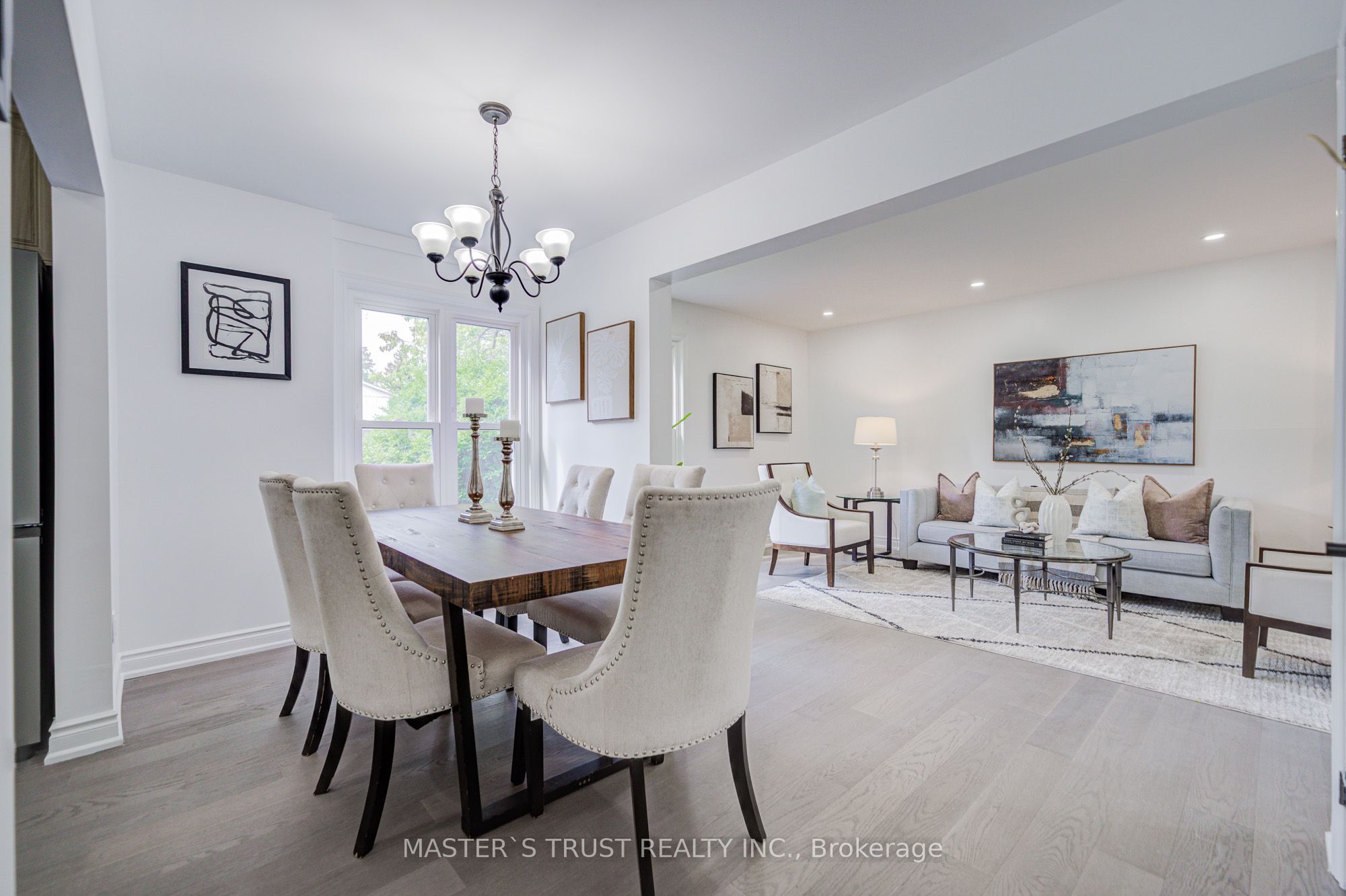 4 Gatsby Square, Brampton, ON L6S 2H4