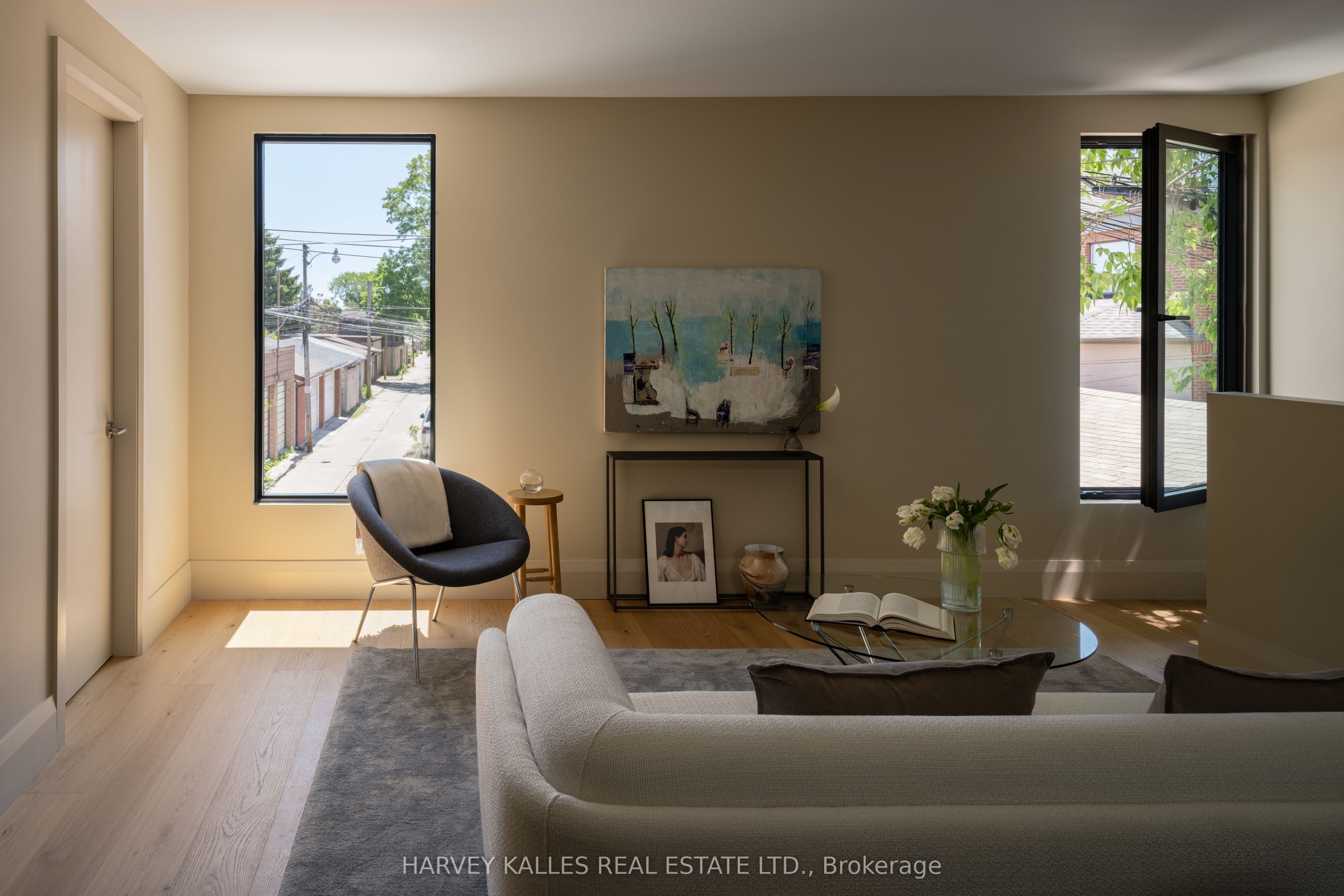 157 Hallam Street D, Toronto, ON M6H 1X3 photo 4