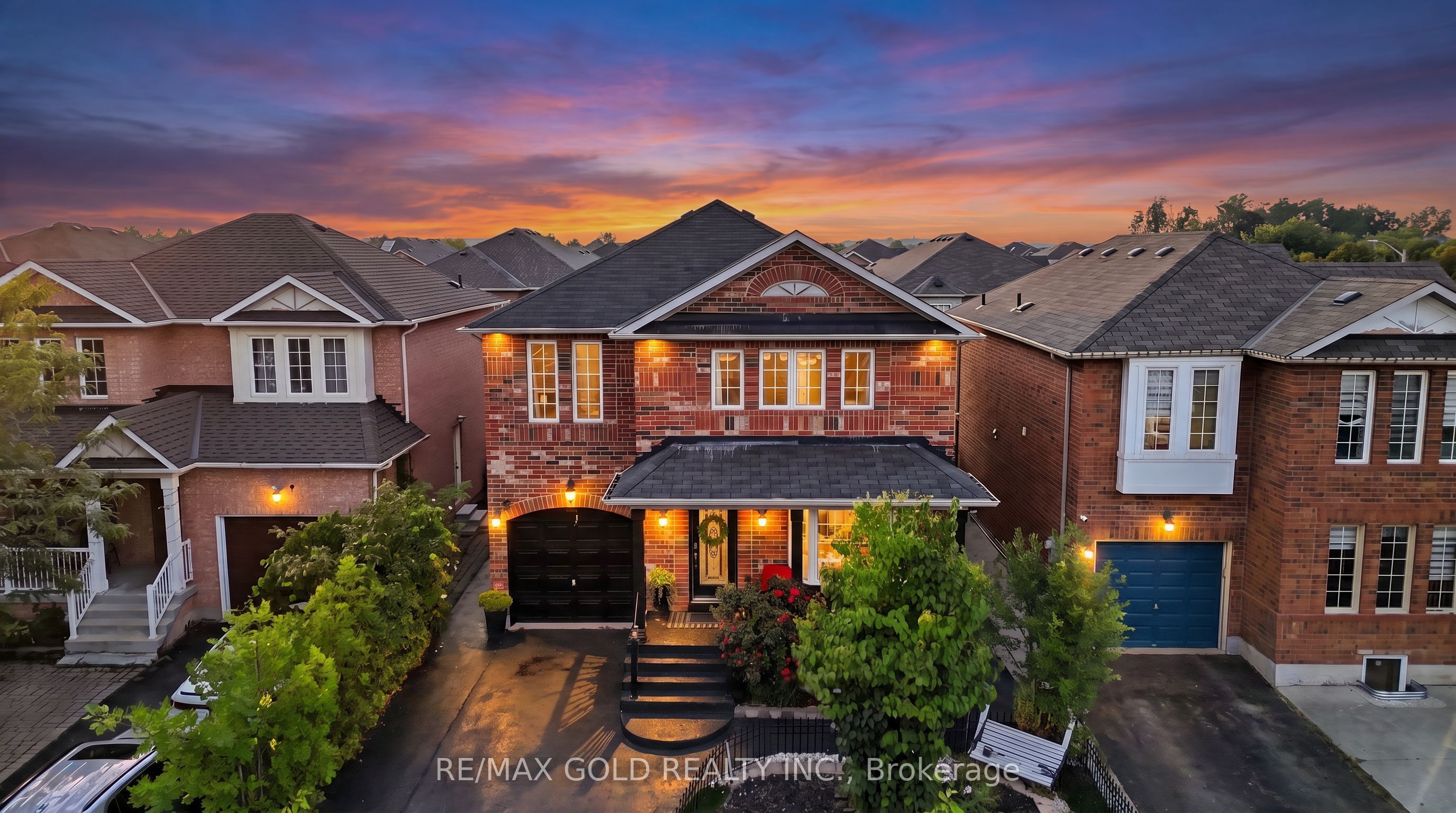 30 Schooner Drive, Brampton, ON L7A 3H3