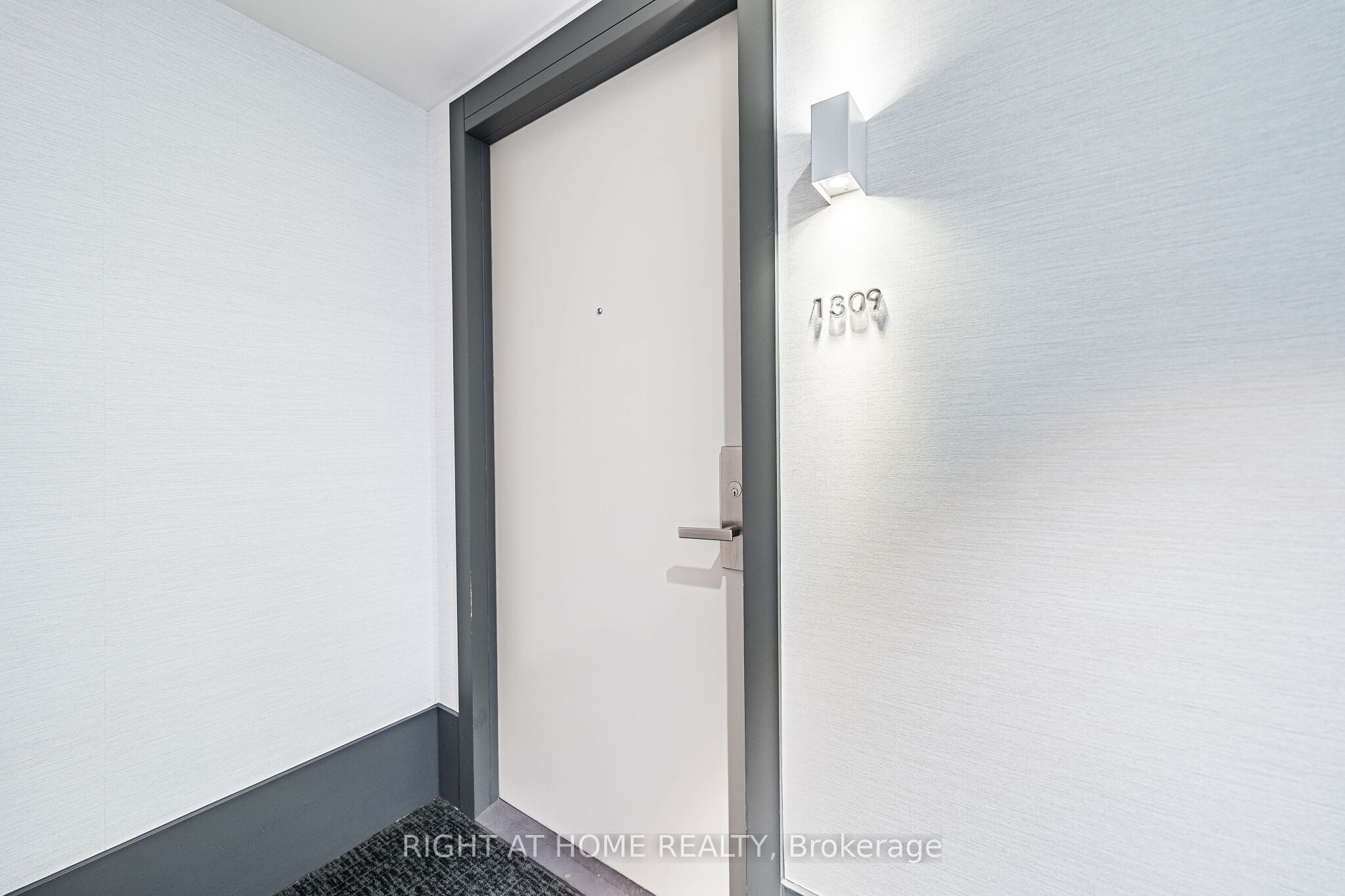 30 gibbs Road 1309, Toronto, ON M9B 0E4 photo 2