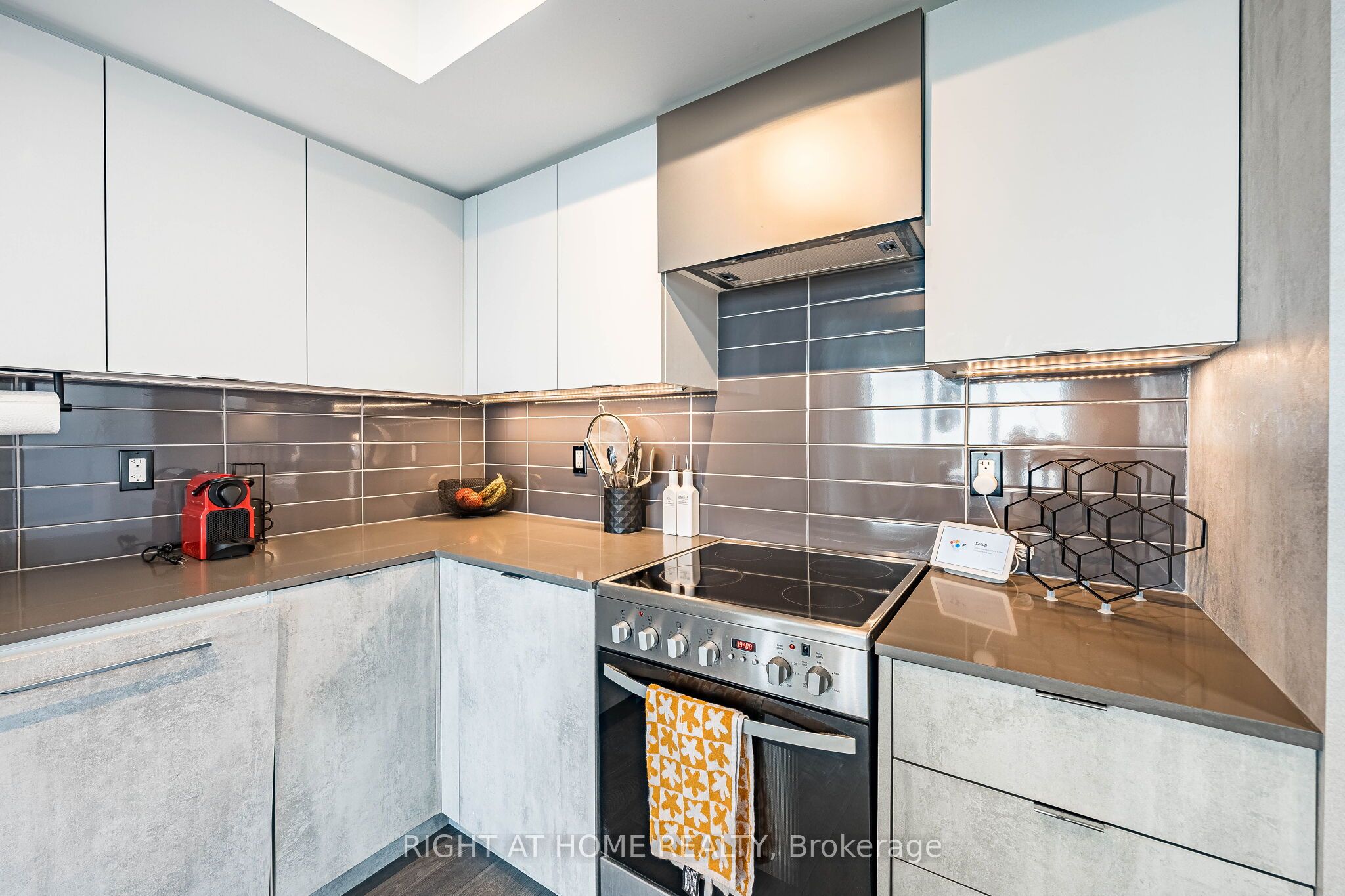 30 gibbs Road 1309, Toronto, ON M9B 0E4 photo 5