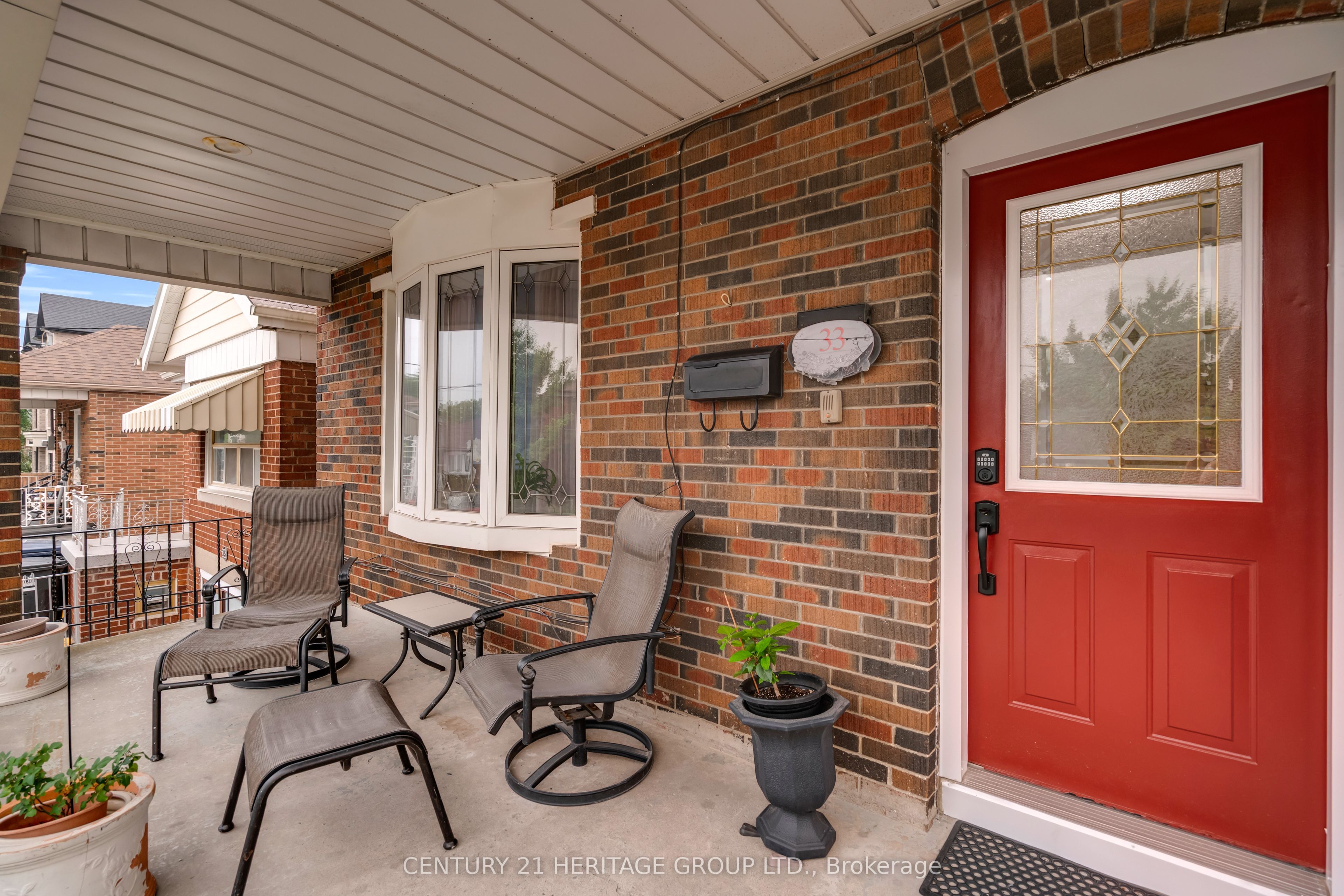 33 Sanderstead Avenue, Toronto, ON M6E 4X6 photo 5