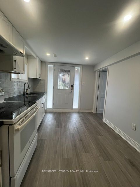 4736 Wild Rose Street, Mississauga, ON L5M 5M6 photo 3