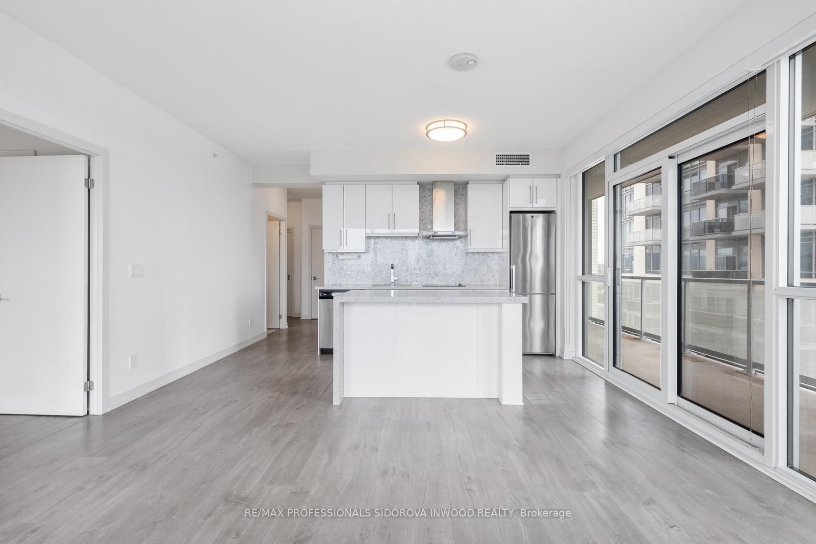 2087 Fairview Street 1203, Burlington, ON L7R 0E5 photo 5